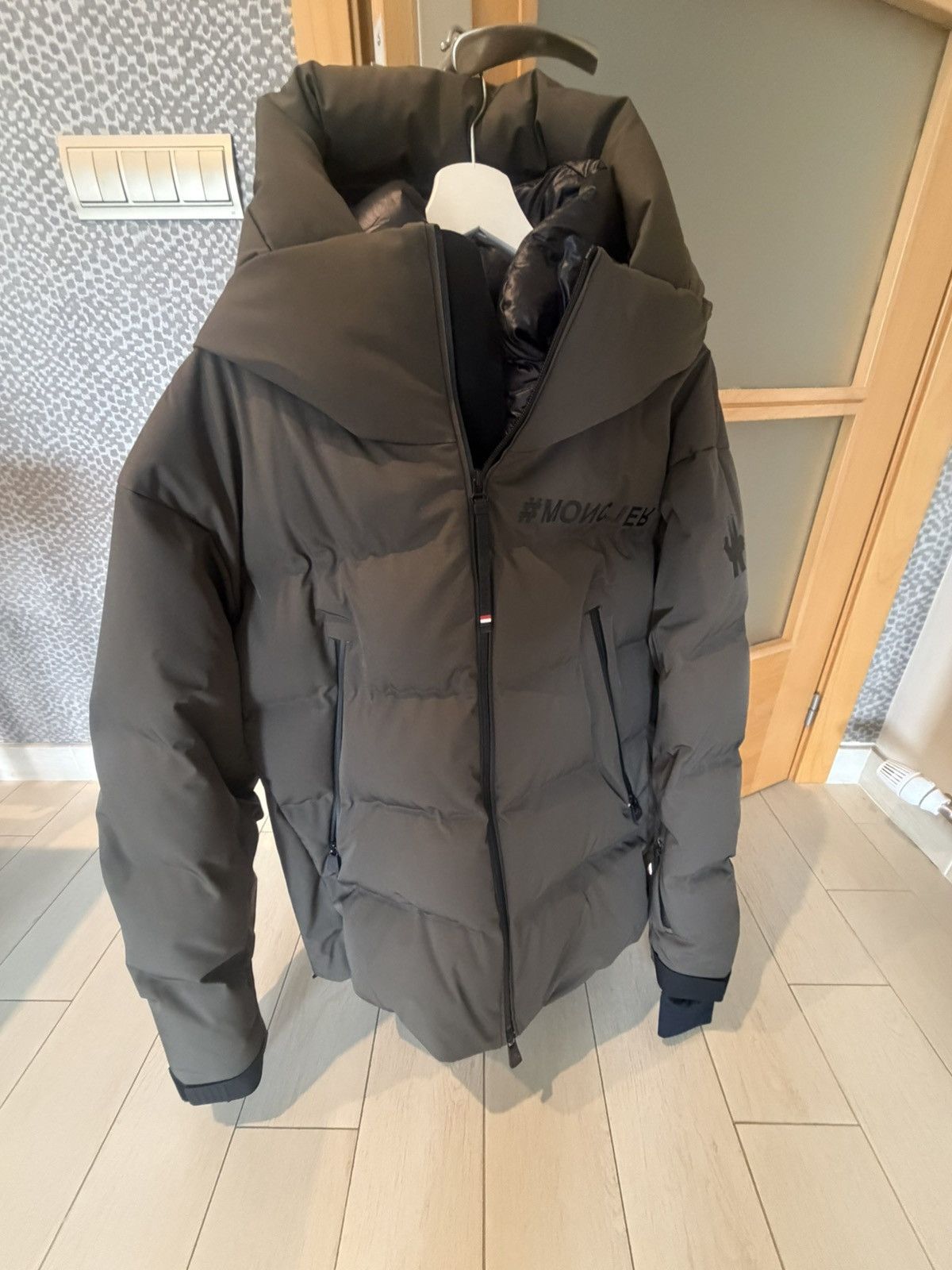 Moncler Grenoble Moncler Grenoble Technical Down Jacket – Khaki Green Size Size US XL / EU 56 / 4 - 6 Thumbnail