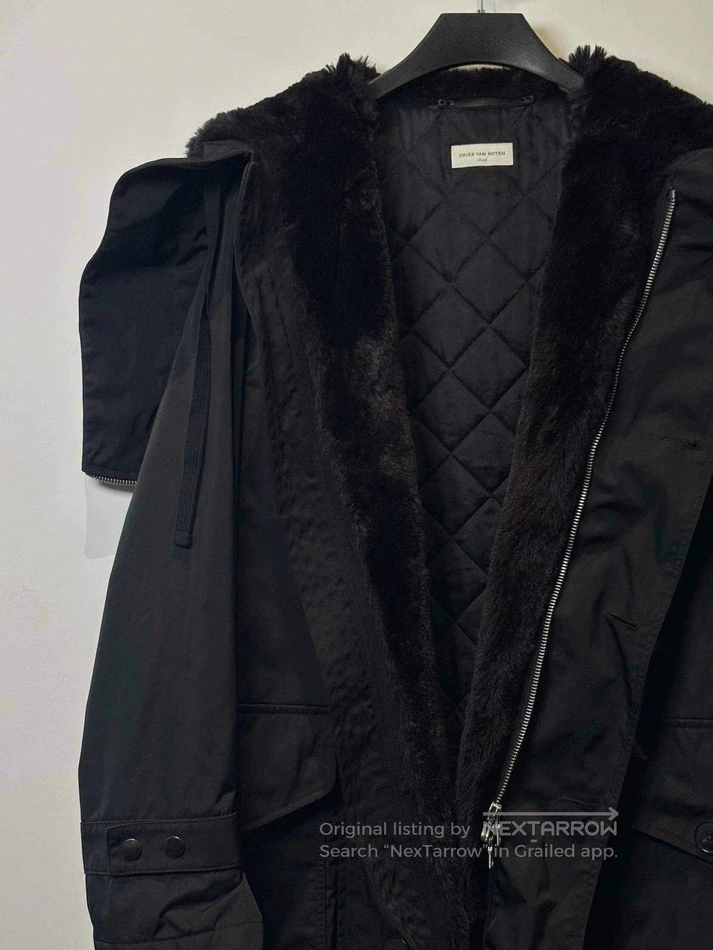 Dries Van Noten Black Heavy Coat with Fur Collar . Size US S / EU 44-46 / 1 - 7 Thumbnail