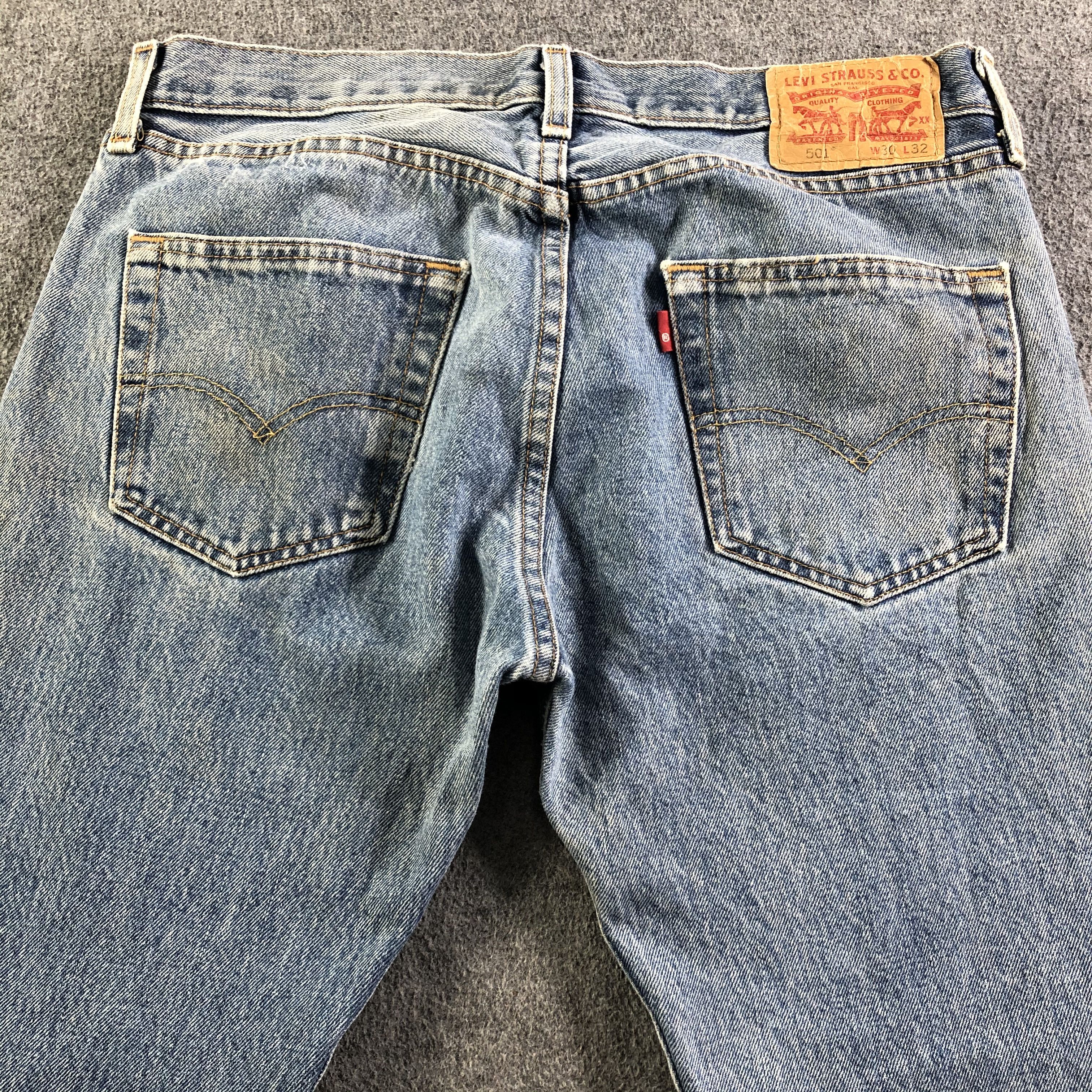 Levi's Vintage Blue Wash Levis 501 Jeans-J3514 Size US 33 - 4 Thumbnail