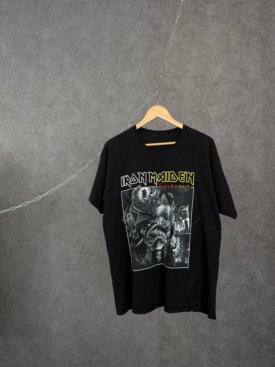 Iron Maiden Iron Maiden rock band tee Size US XL / EU 56 / 4 - 1 Thumbnail