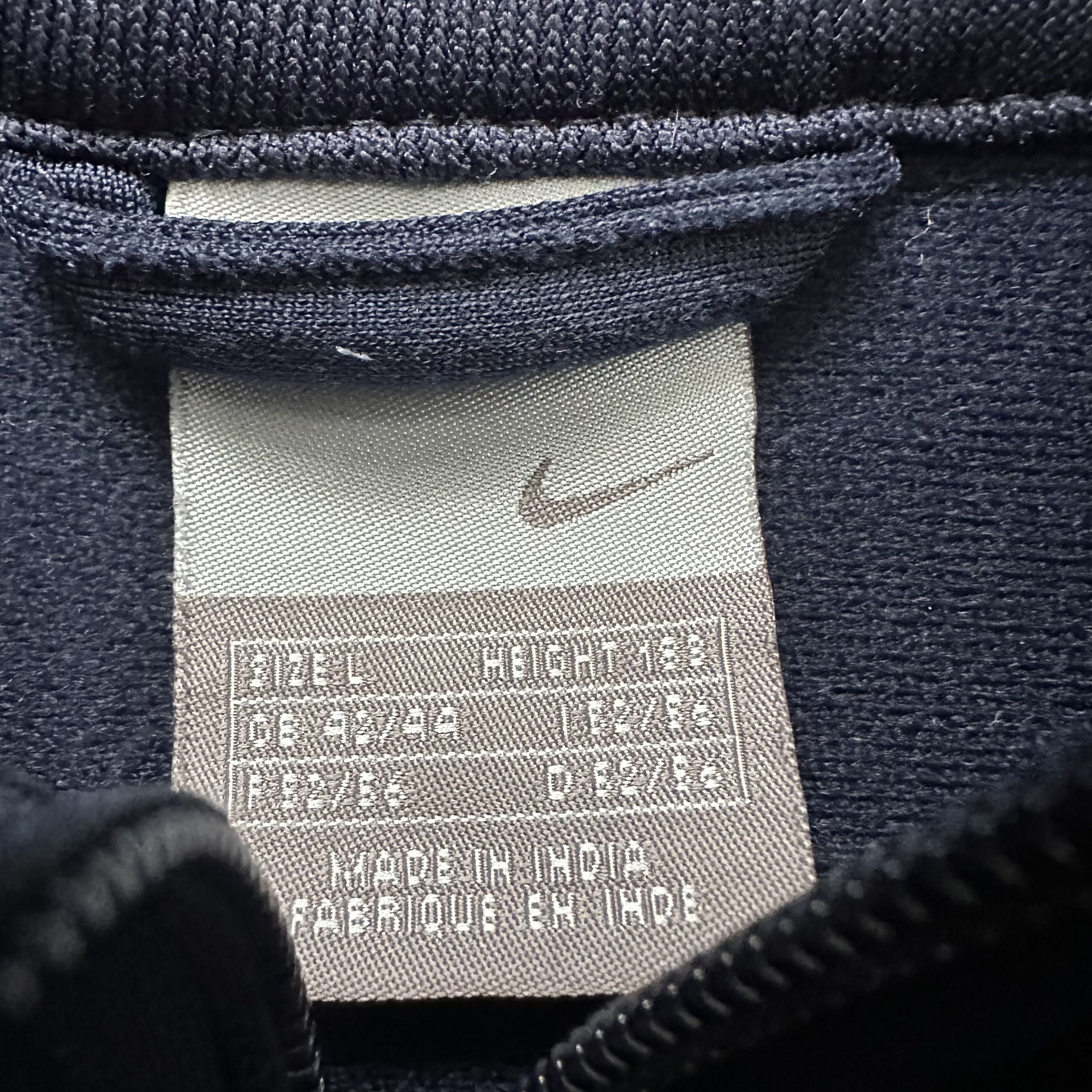 Nike Nike y2k Vintage Nylon Light Track Olimpic Zip Jacket Size US L / EU 52-54 / 3 - 6 Thumbnail