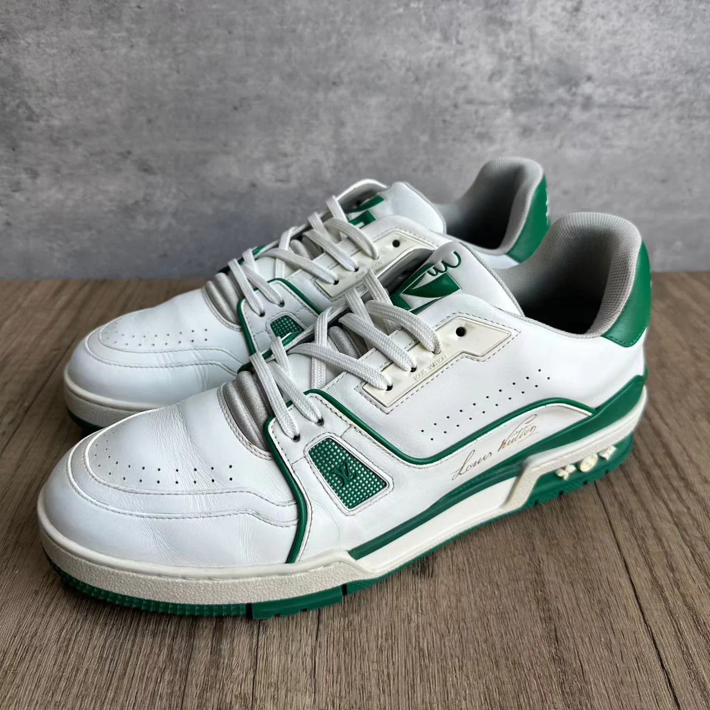 Louis Vuitton LV Trainer, original white and green, size 42.5 Size US 9.5 / EU 42-43 - 2 Thumbnail