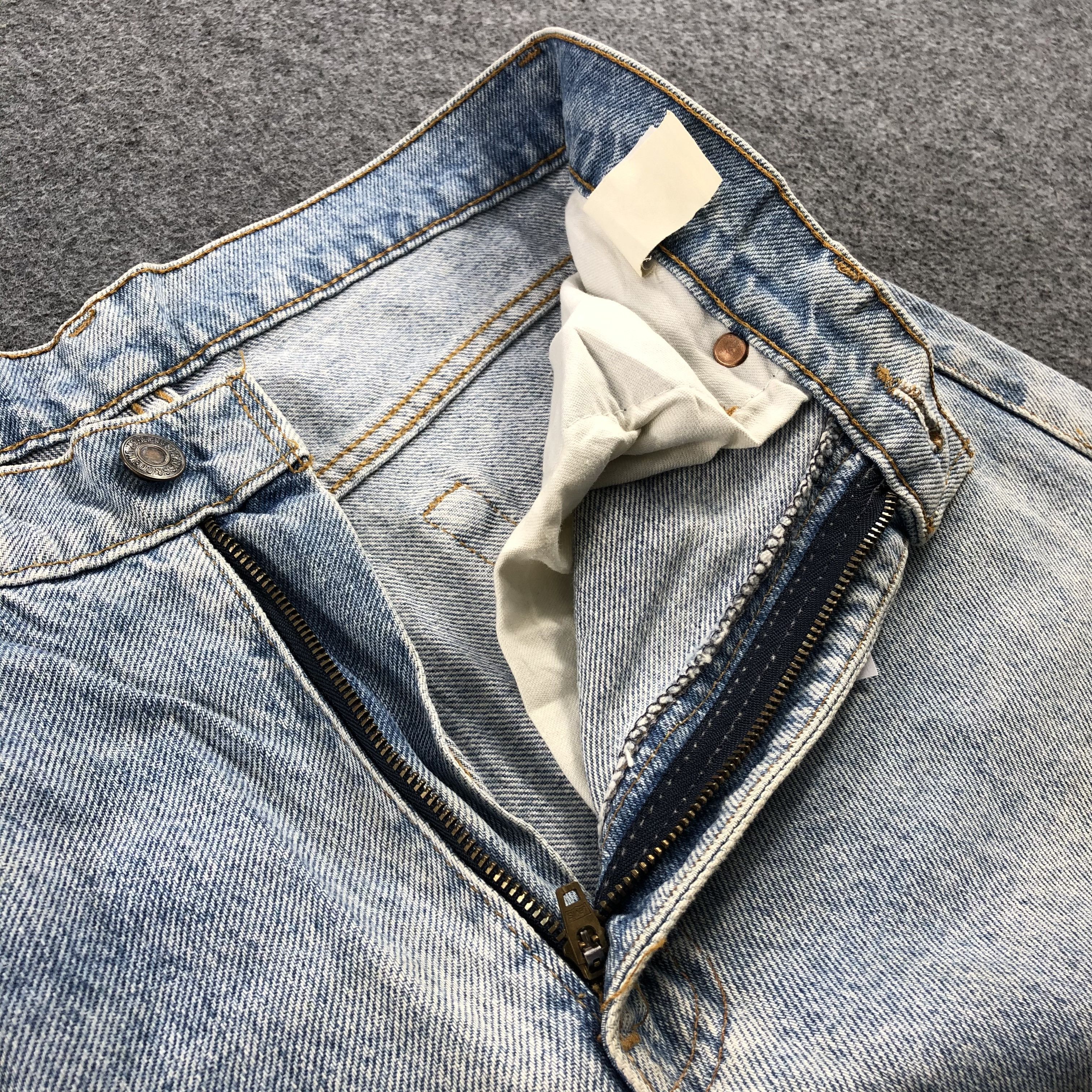 Levi's × Vintage Vintage 90s Light Wash Levis 510 Jeans-JM1395 Size US 30 / EU 46 - 7 Thumbnail