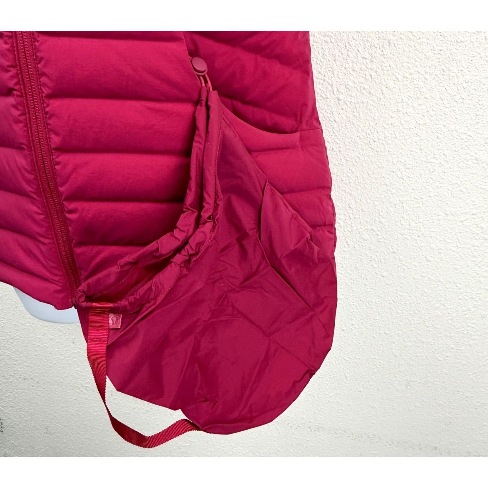 Lululemon VINTAGE Lululemon Define Vest Womens 6 Pink Down Full Zip Workout Gym Athletic Winter Fall Spring Sleeveless Mid-Length Jacket/Coat Womens Size M / US 6-8 / IT 42-44 - 5 Thumbnail