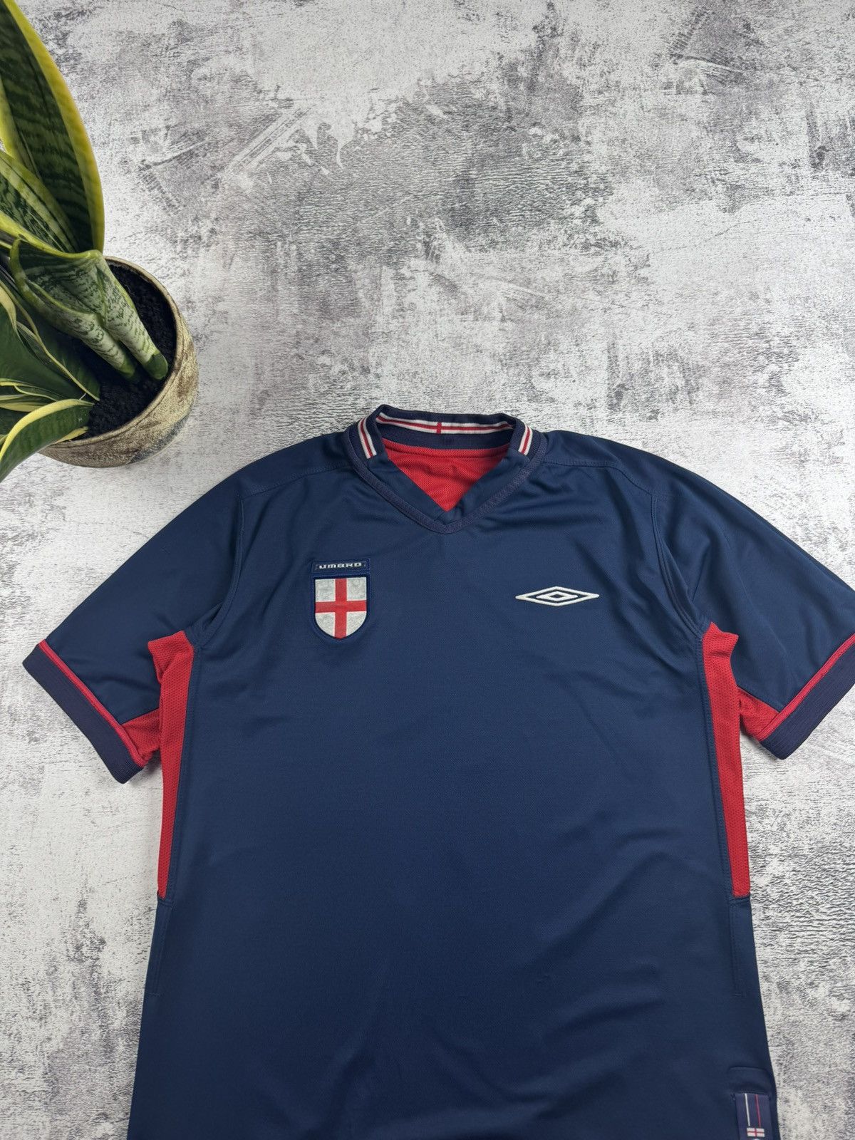 Umbro England 2 in 1 National 2002 2004 Soccer Football Jersey Blockcore T Shirt Tee Size US M / EU 48-50 / 2 - 13 Thumbnail