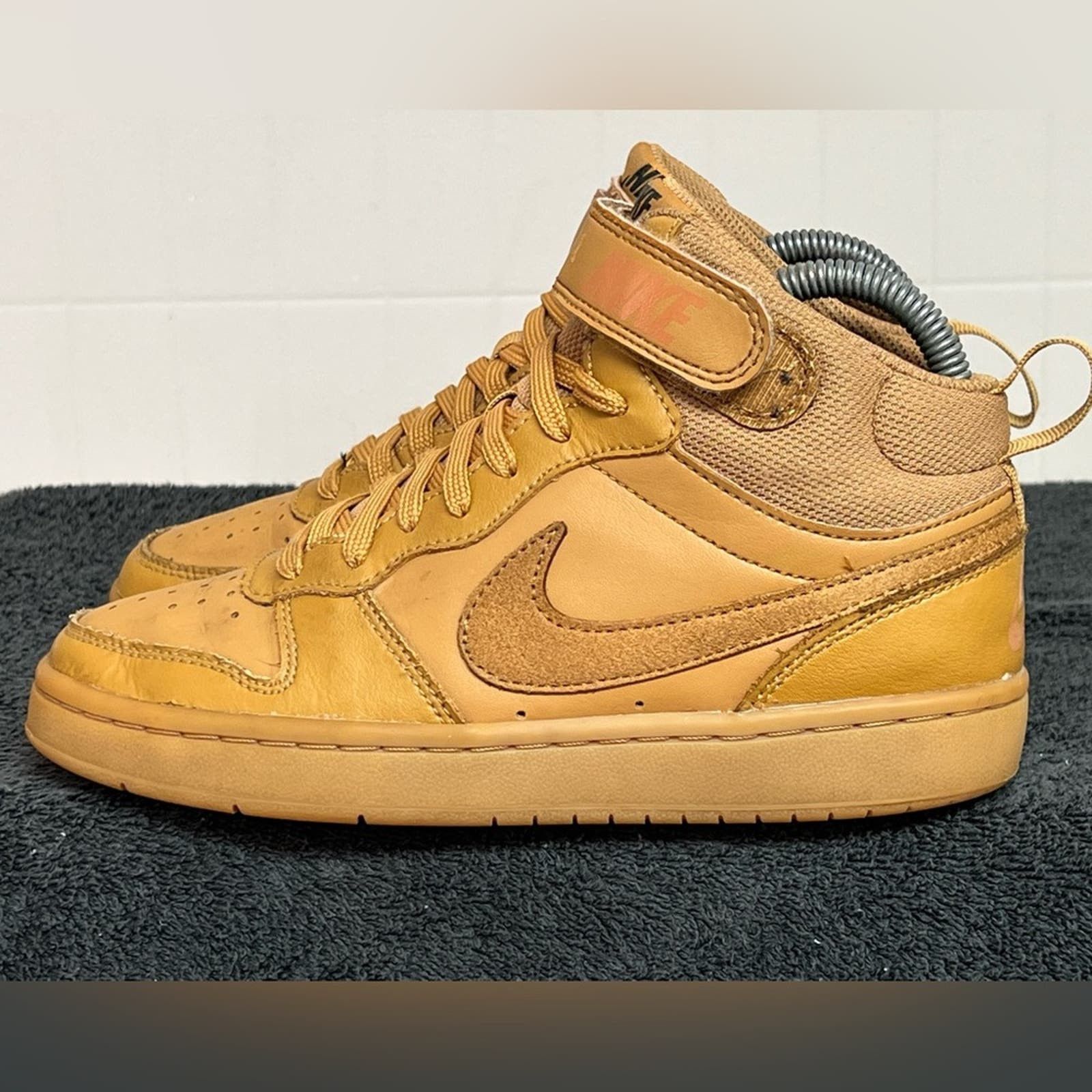 Nike Nike Court Borough Mid 2 GS Wheat Black Sneakers Youth SZ 4Y Size US 5.5 / IT 35.5 - 1 Thumbnail