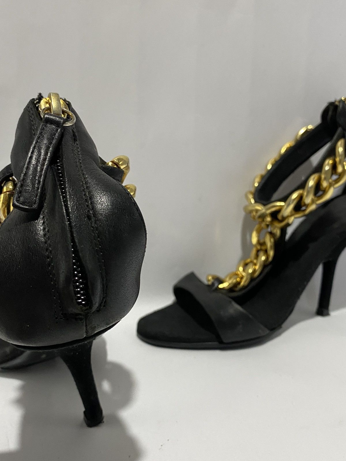 Giuseppe Zanotti Giuseppe Zanotti Gold-Chain Heel Size US 5.5 / IT 35.5 - 6 Thumbnail