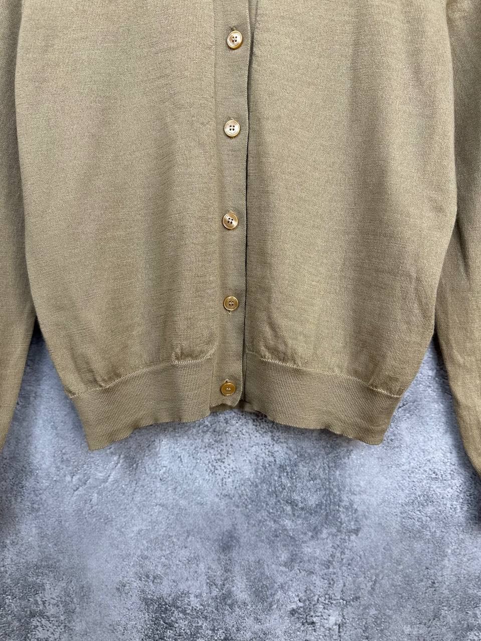Burberry Burberry Uniform Crew Neck Wool Cardigan Sweater Beige LS Size S / US 4 / IT 40 - 7 Thumbnail