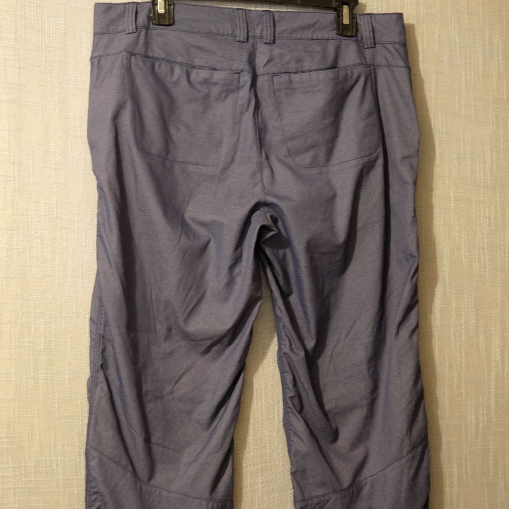 The North Face EUC The North Face Pants Women Navy Lightweight Hiking Zip Pockets 12 H82-3 Size 34" / US 12 / IT 48 - 7 Thumbnail