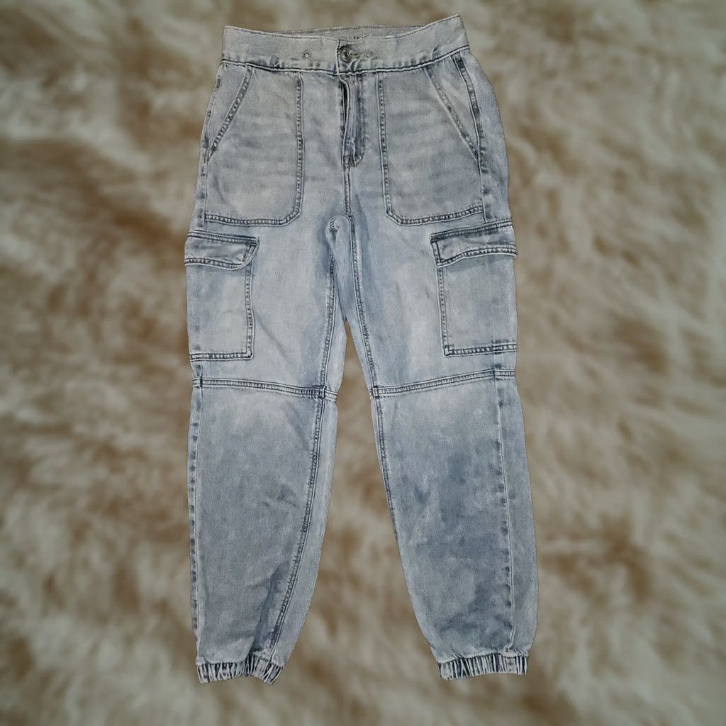 American Eagle Outfitters VINTAGE American Eagle Cargo Ankle Jeans Women's 2 Regular Mid Rise 80s 90s Baggy Blue Denim with Logo Pockets Mens? Size 26" / US 2 / IT 38 - 1 Thumbnail
