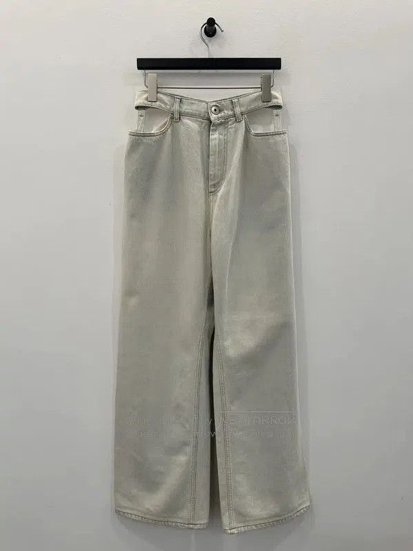 Maison Margiela Maison Margiela White Denim Women's Pants . Size 30" / US 8 / IT 44 - 1 Thumbnail