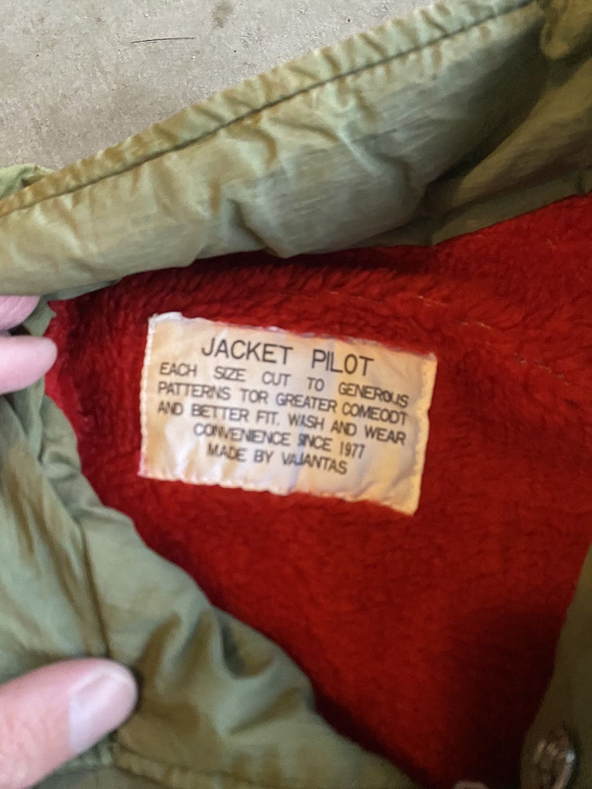 Vintage Vintage Army Green Flight Bomber Jacket Size US L / EU 52-54 / 3 - 3 Thumbnail