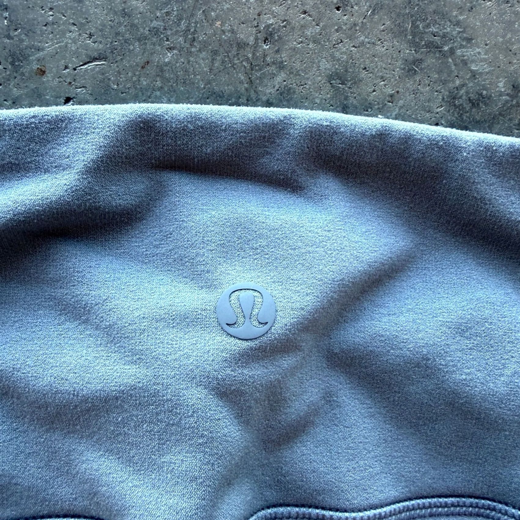Lululemon VINTAGE Lululemon Reveal Tight Zen Expression Gray Crop Athletic Yoga Women's 10 Womens Crop Size ONE SIZE - 4 Thumbnail
