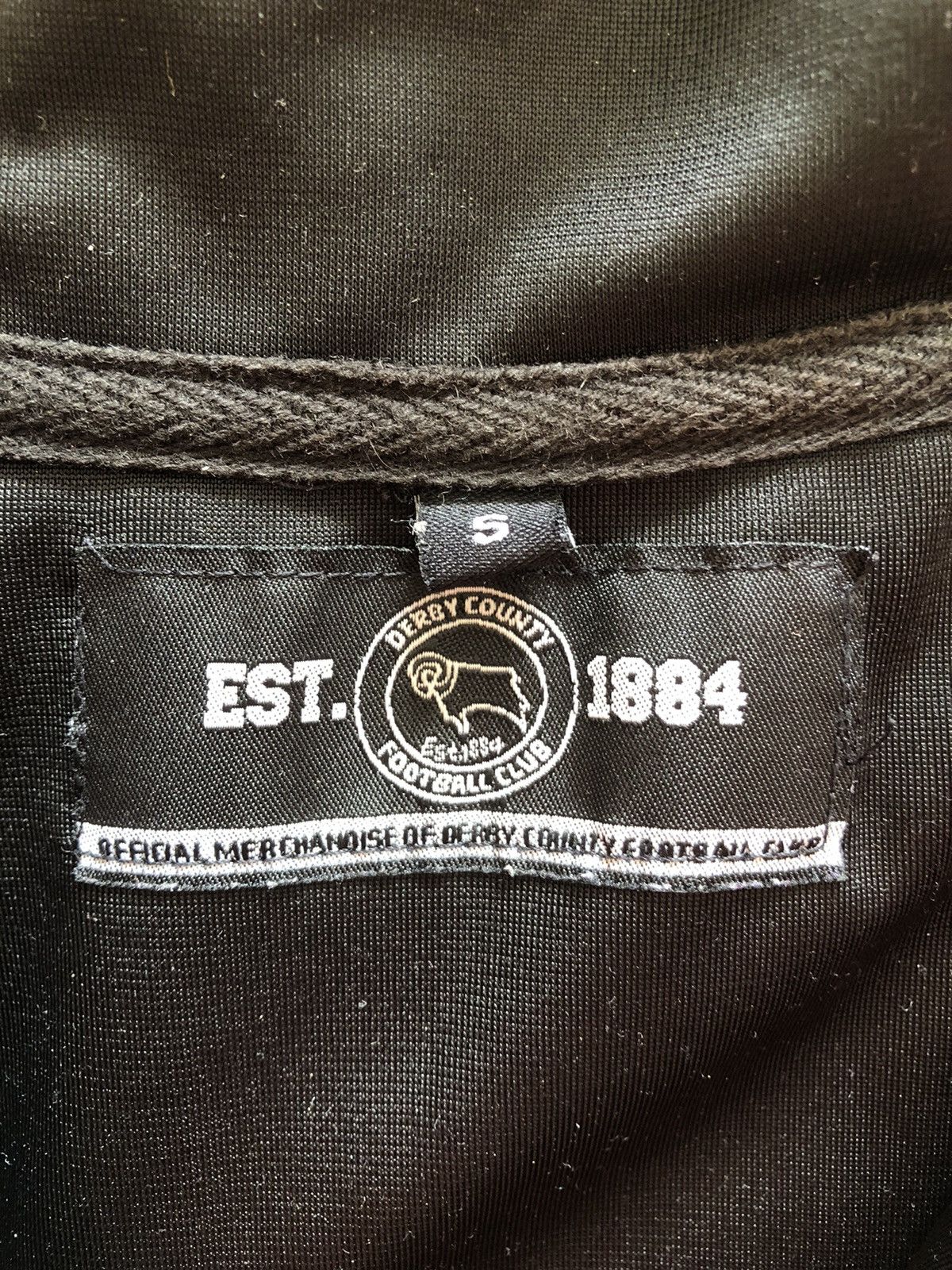 Vintage RARE DERBY COUNTY FC OFFICIAL FOOTBALL SOCCER SWEATSHIRT Size US S / EU 44-46 / 1 - 3 Thumbnail