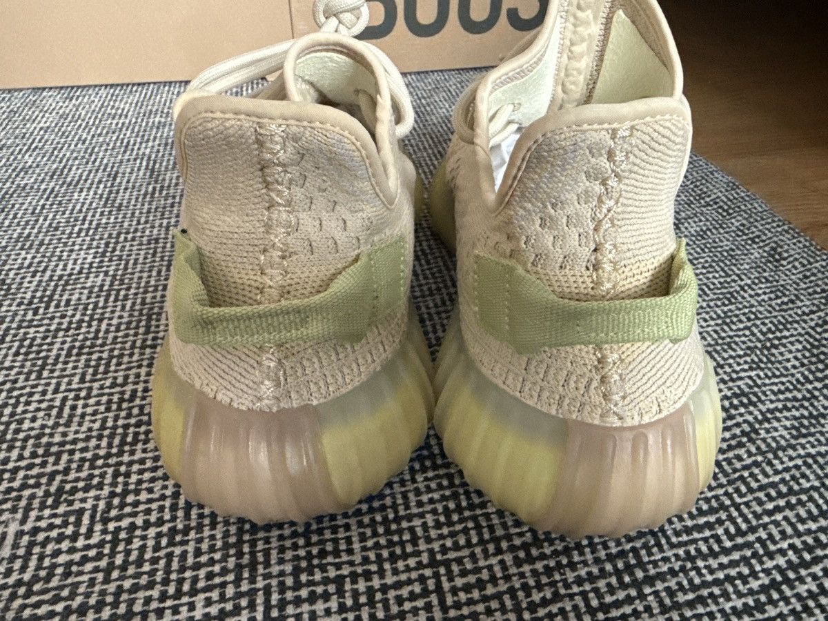 Other Yeezy boost 350 V2 “Flax” Size US 10 / EU 43 - 4 Thumbnail