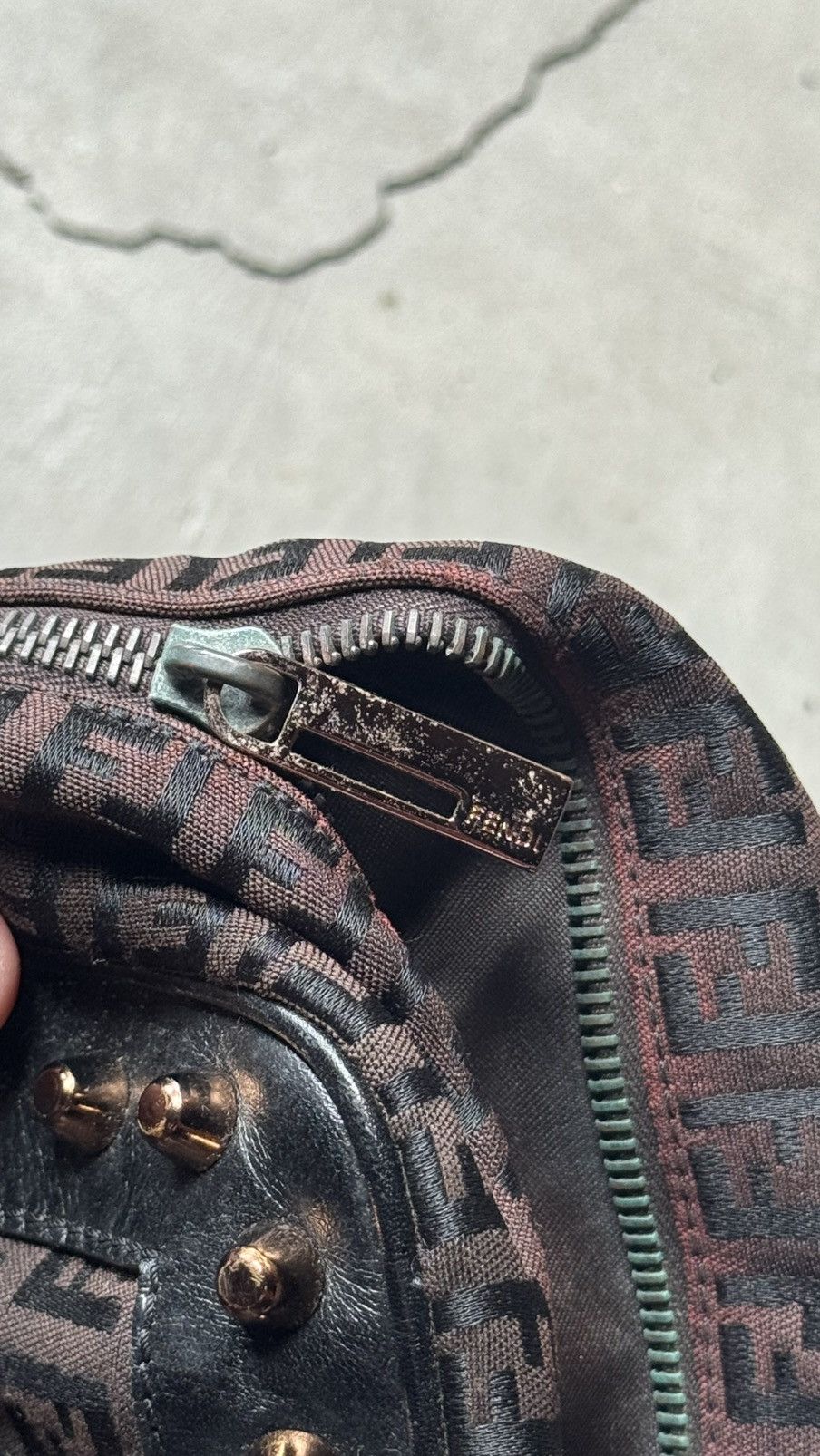 Fendi Fendi studded handbag Size ONE SIZE - 10 Thumbnail