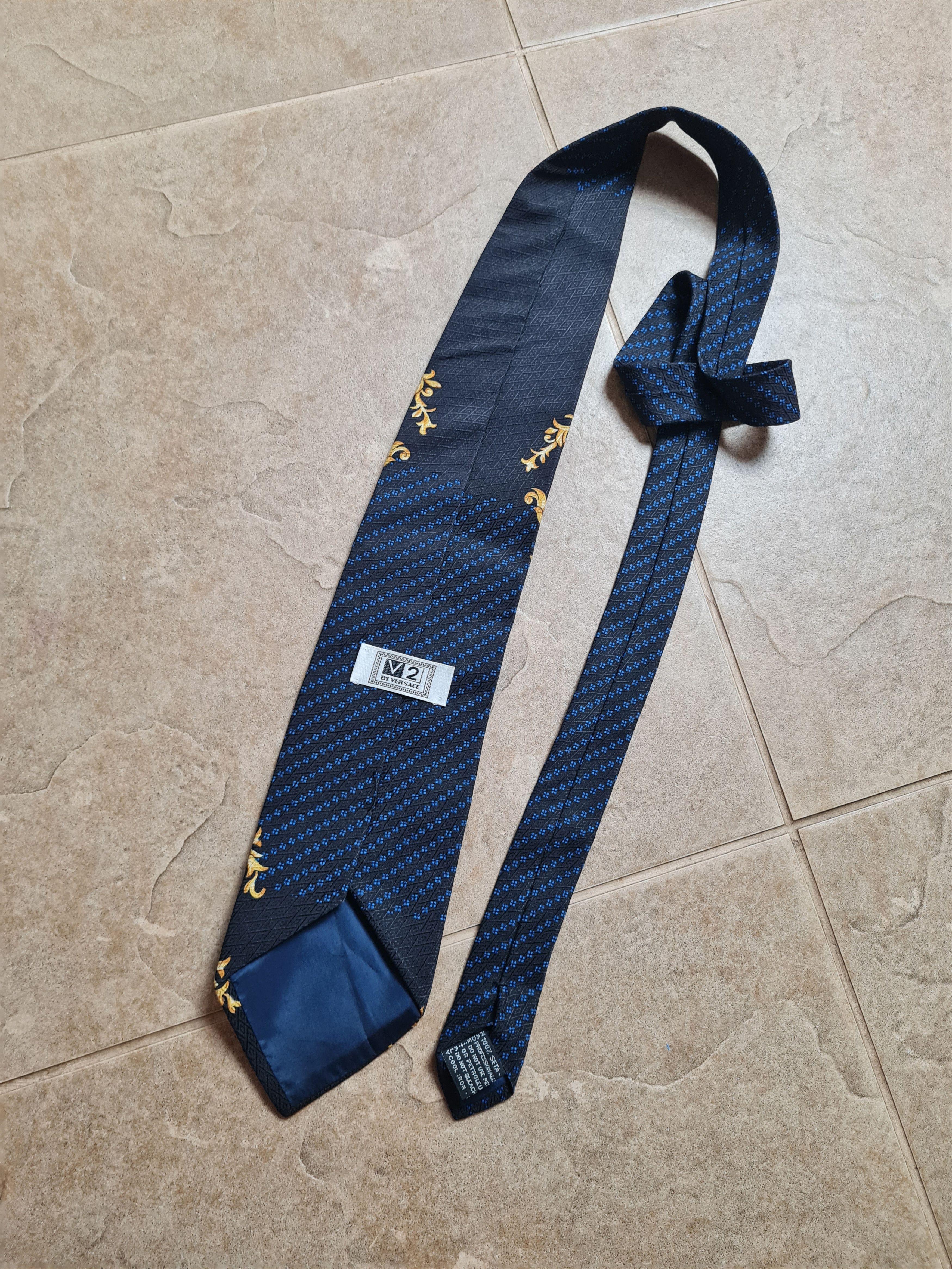 Versace Mens Black Gold Vintage V2 Versace Baroque Print Silk Tie Size ONE SIZE - 13 Thumbnail