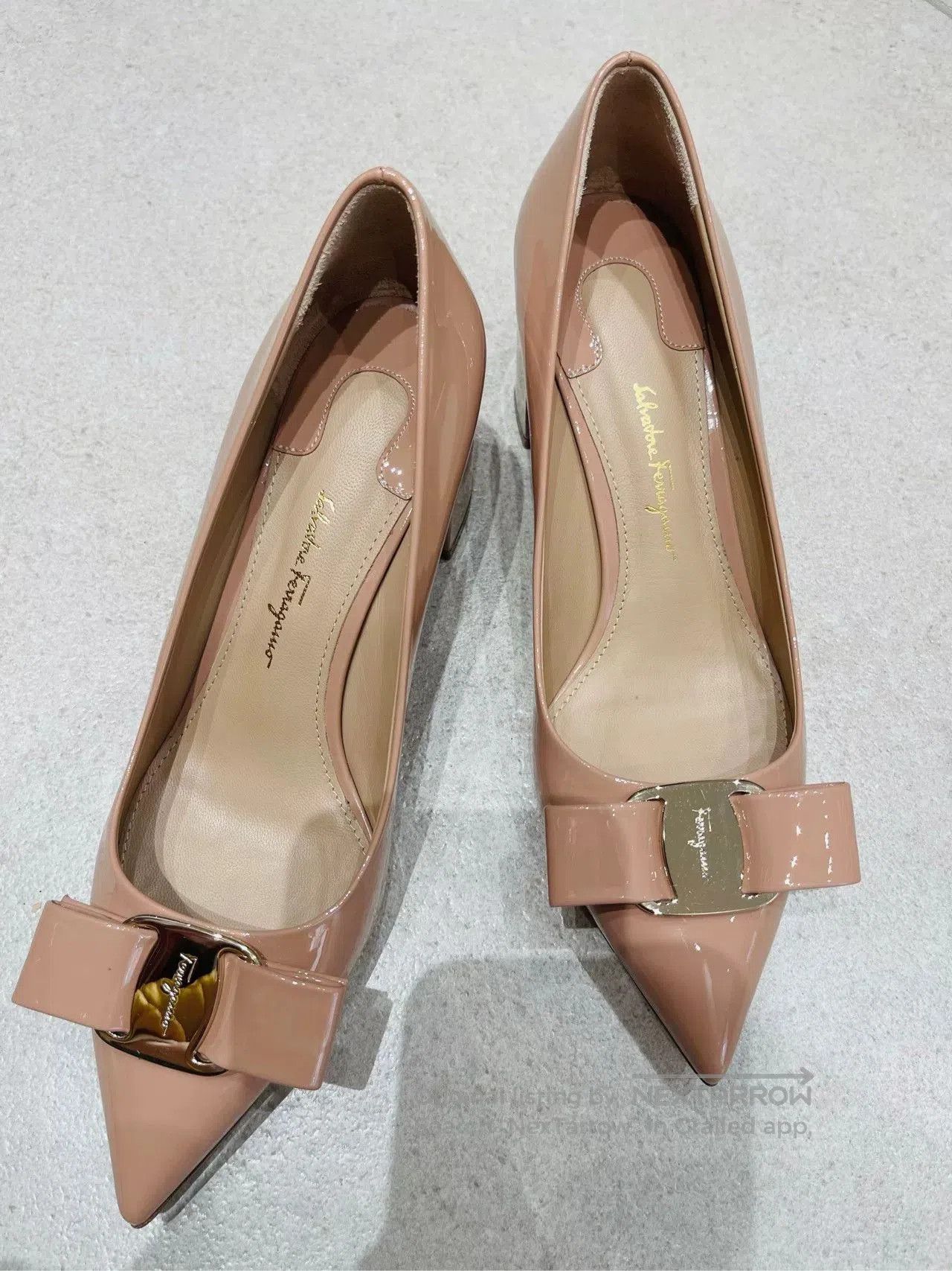Salvatore Ferragamo Salvatore Ferragamo Block Heel Pumps. Size US 5 / IT 35 - 1 Thumbnail