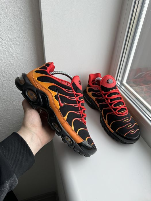 Nike air sales max plus volcano