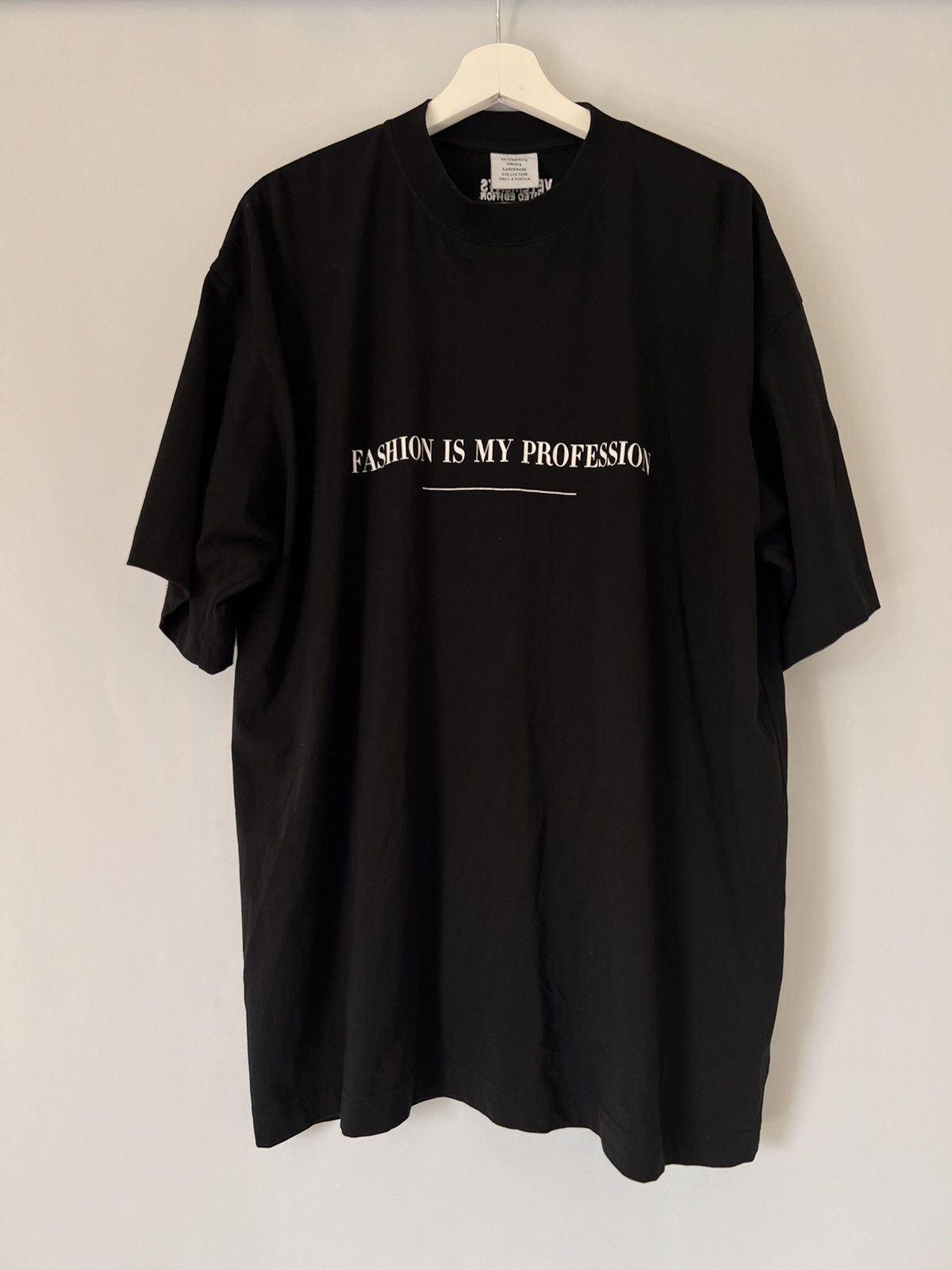 Vetements Vetements ‘Fashion is my profession’ tshirt Size US S / EU 44-46 / 1 - 1 Thumbnail
