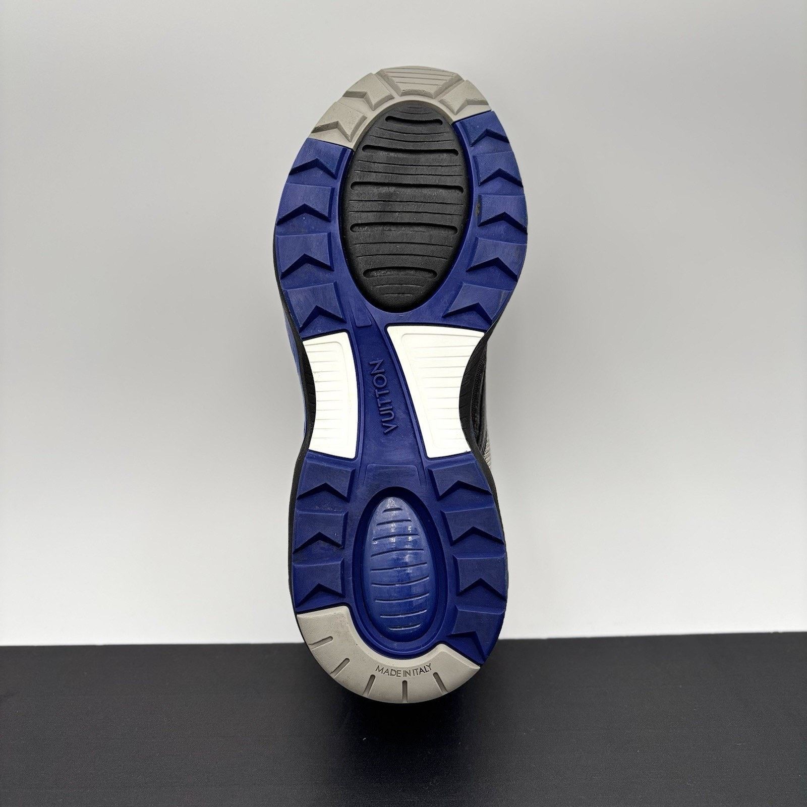 Louis Vuitton (10-10.5) Louis Vuitton Trail ' Monogram Blue '| SUPER CLEAN Size US 10 / EU 43 - 8 Thumbnail