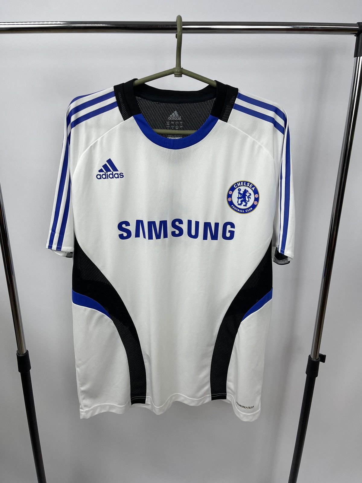 Adidas × Chelsea Soccer × Vintage Adidas Chelsea Jersey 2008/09 Size 46/48 (UK) Training Size US M / EU 48-50 / 2 - 1 Thumbnail