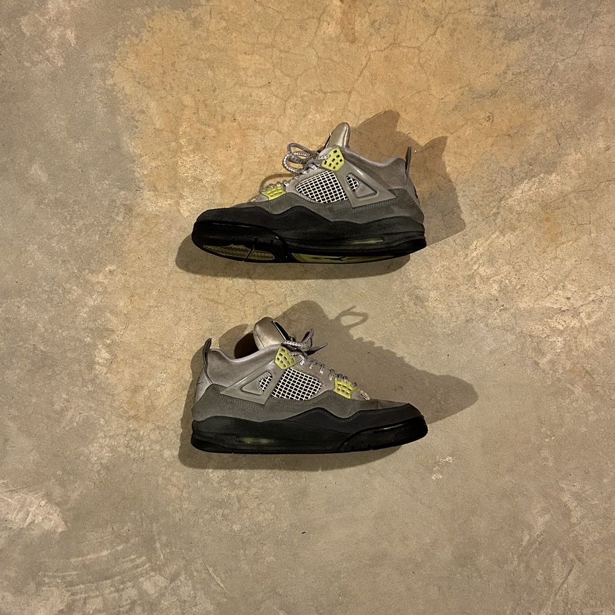 Jordan Brand × Nike Air Jordan 4 Retro SE Neon 95 2020 US 8.5 Size US 8.5 / EU 41-42 - 2 Thumbnail