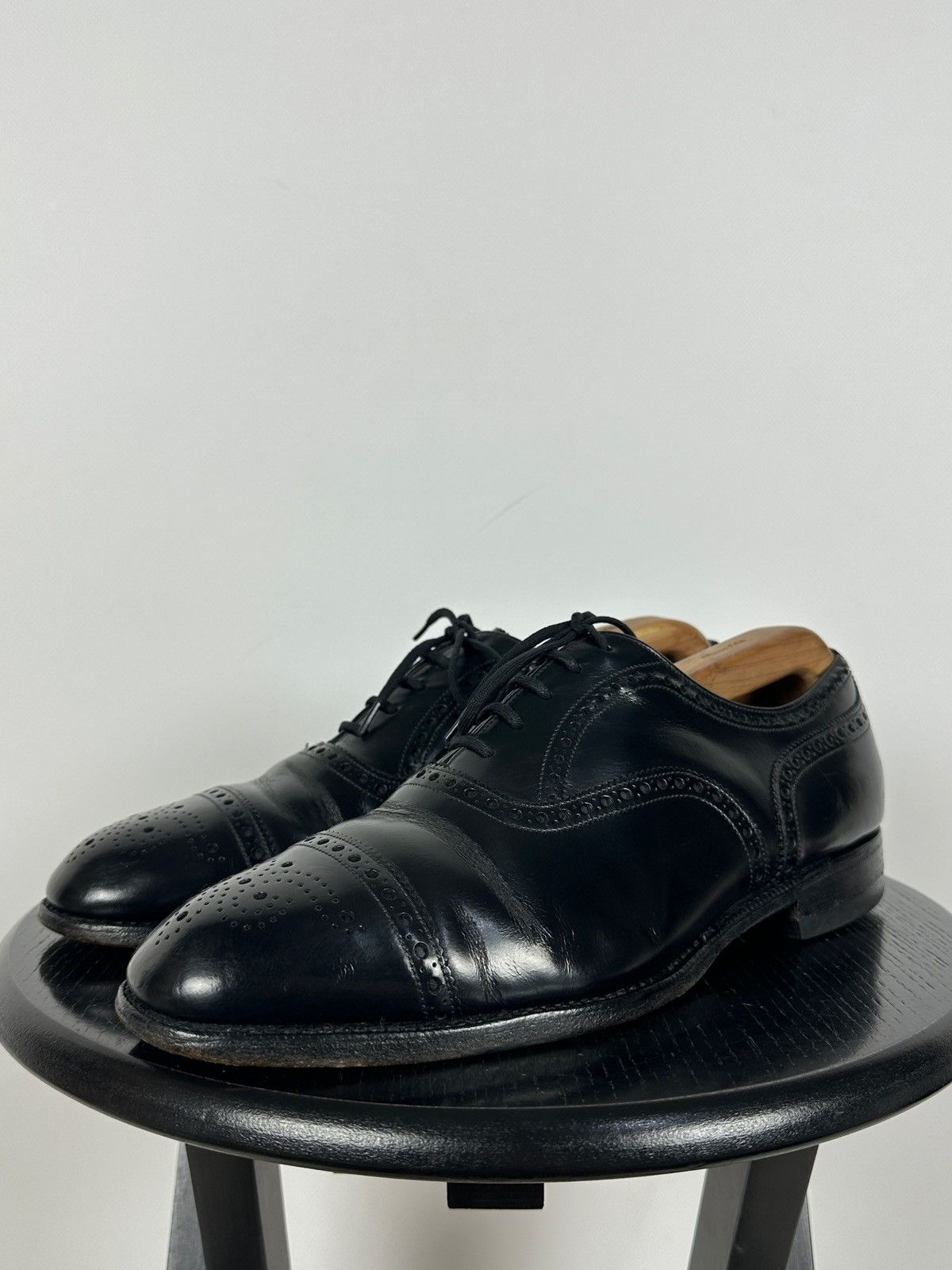 Church's Church’s Black Leather Oxford Brogue Dress England Shoes Size US 9.5 / EU 42-43 - 11 Thumbnail