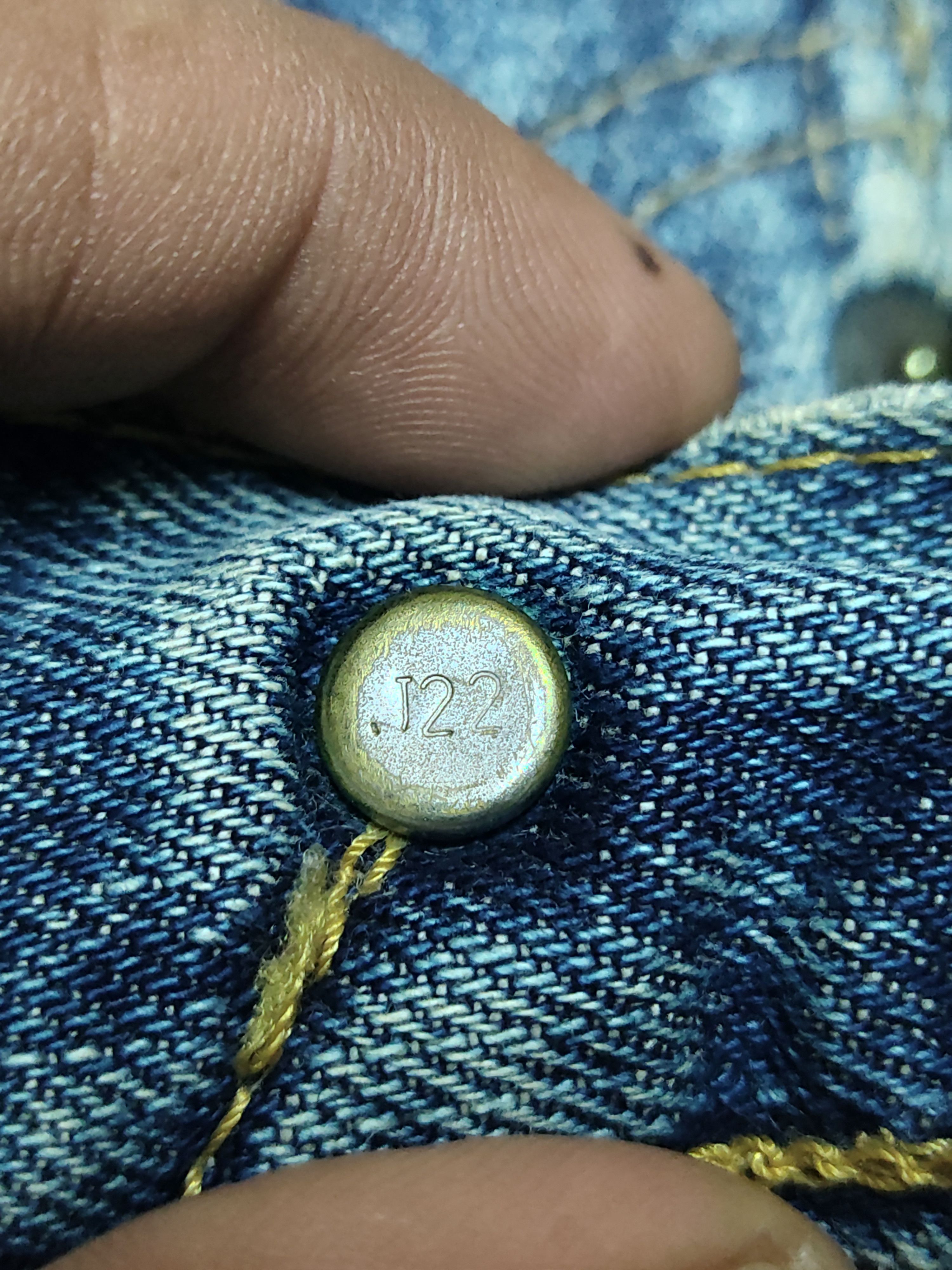 Levi's Vintage Clothing Vintage Levis 702 distressed buckle back Jeans Size US 32 / EU 48 - 13 Thumbnail