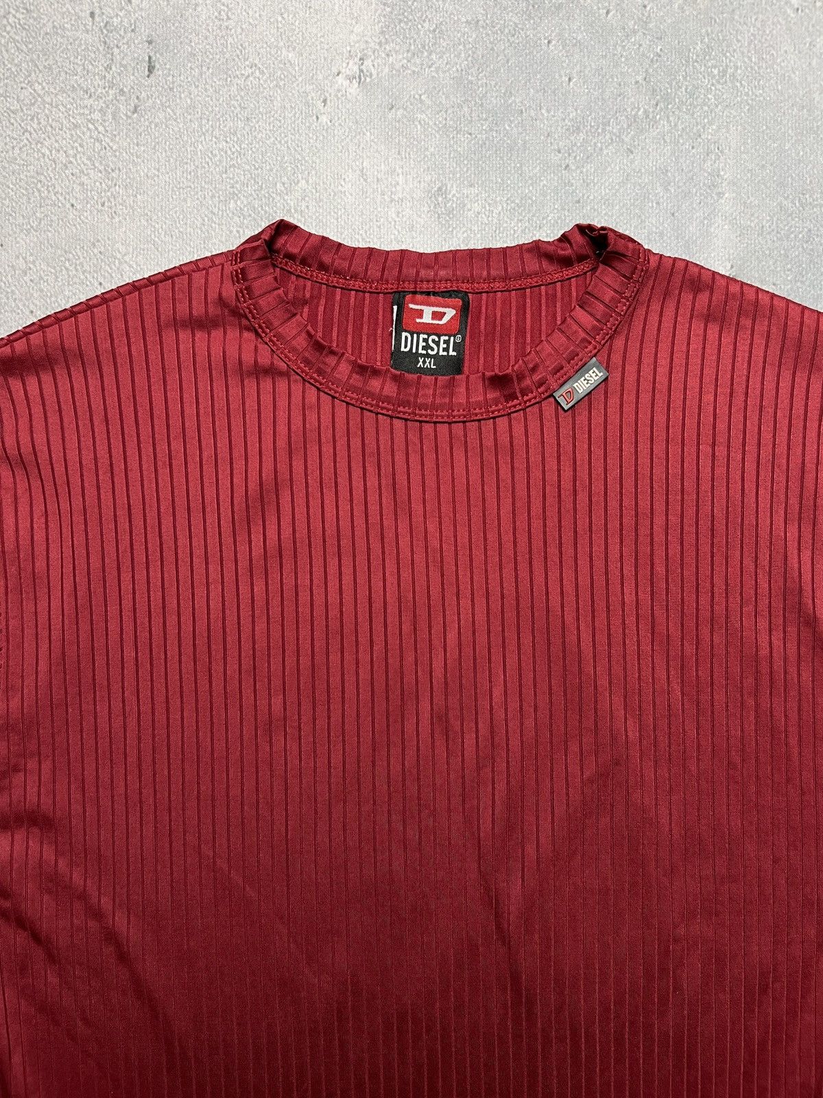 Diesel Vintage Diesel T Shirt Tee Big Logo Baggy Distressed 90s Y2K Size US L / EU 52-54 / 3 - 5 Thumbnail