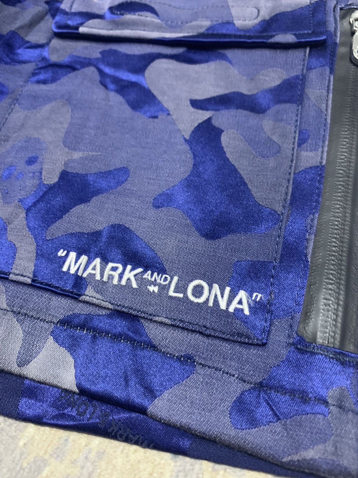 If Six Was Nine Japanese Brand Mark & Lona Skill Blue Skull Camo Shorts Size US 29 - 10 Thumbnail
