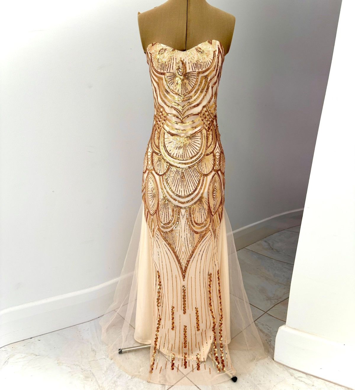 Vintage Custom Couture Gold Sequin Gown Size M / US 6-8 / IT 42-44 - 1 Thumbnail
