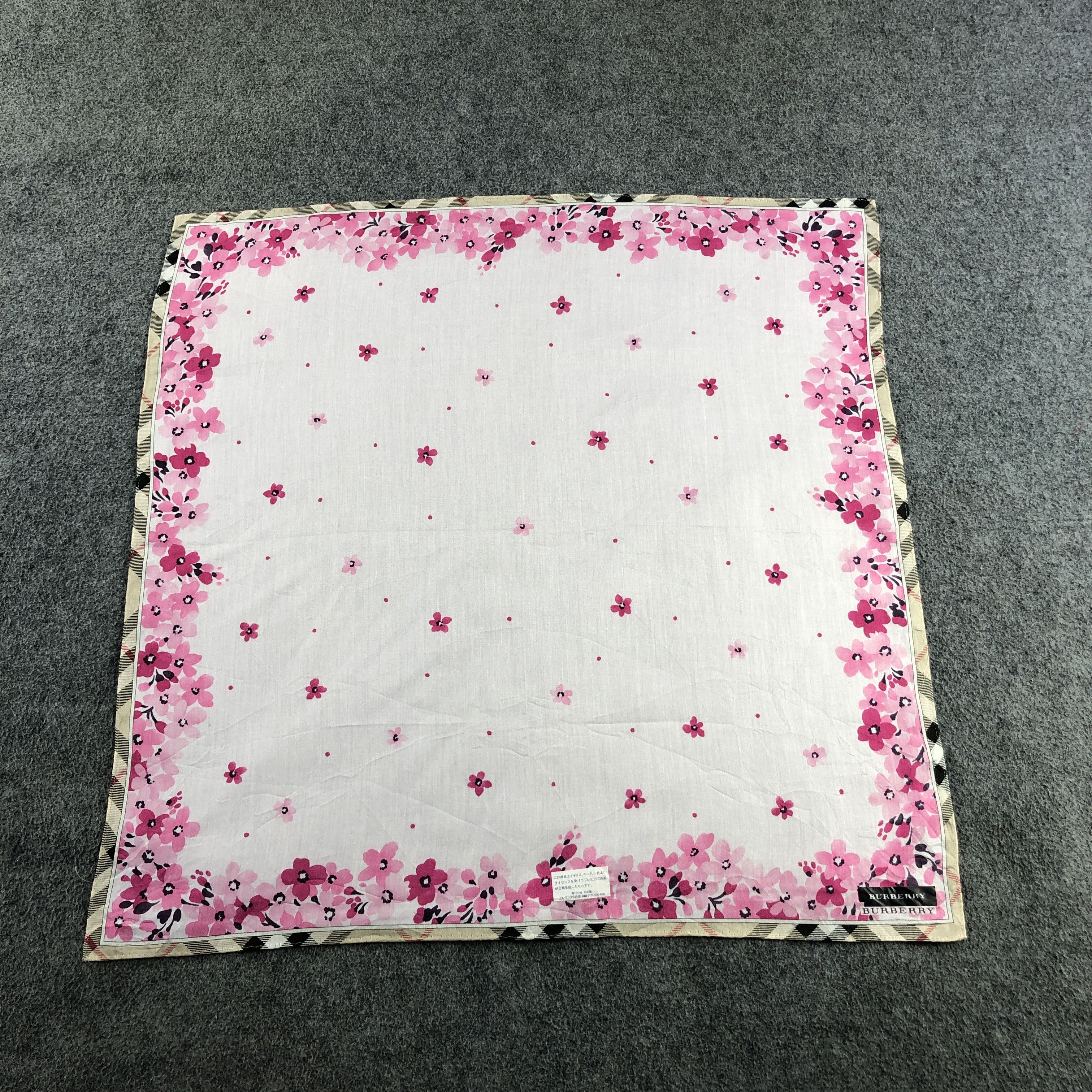 Burberry Burberry Floral Handkerchief Neckerchief Bandana H2715 Size ONE SIZE - 2 Thumbnail