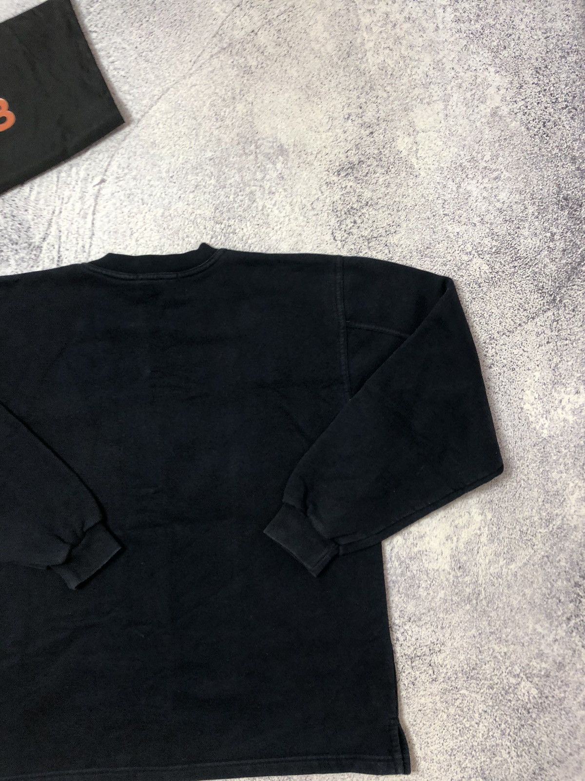 Tommy Hilfiger × Vintage Men’s sweater Tommy Hilfiger size M big logo y2k street Size US M / EU 48-50 / 2 - 7 Thumbnail