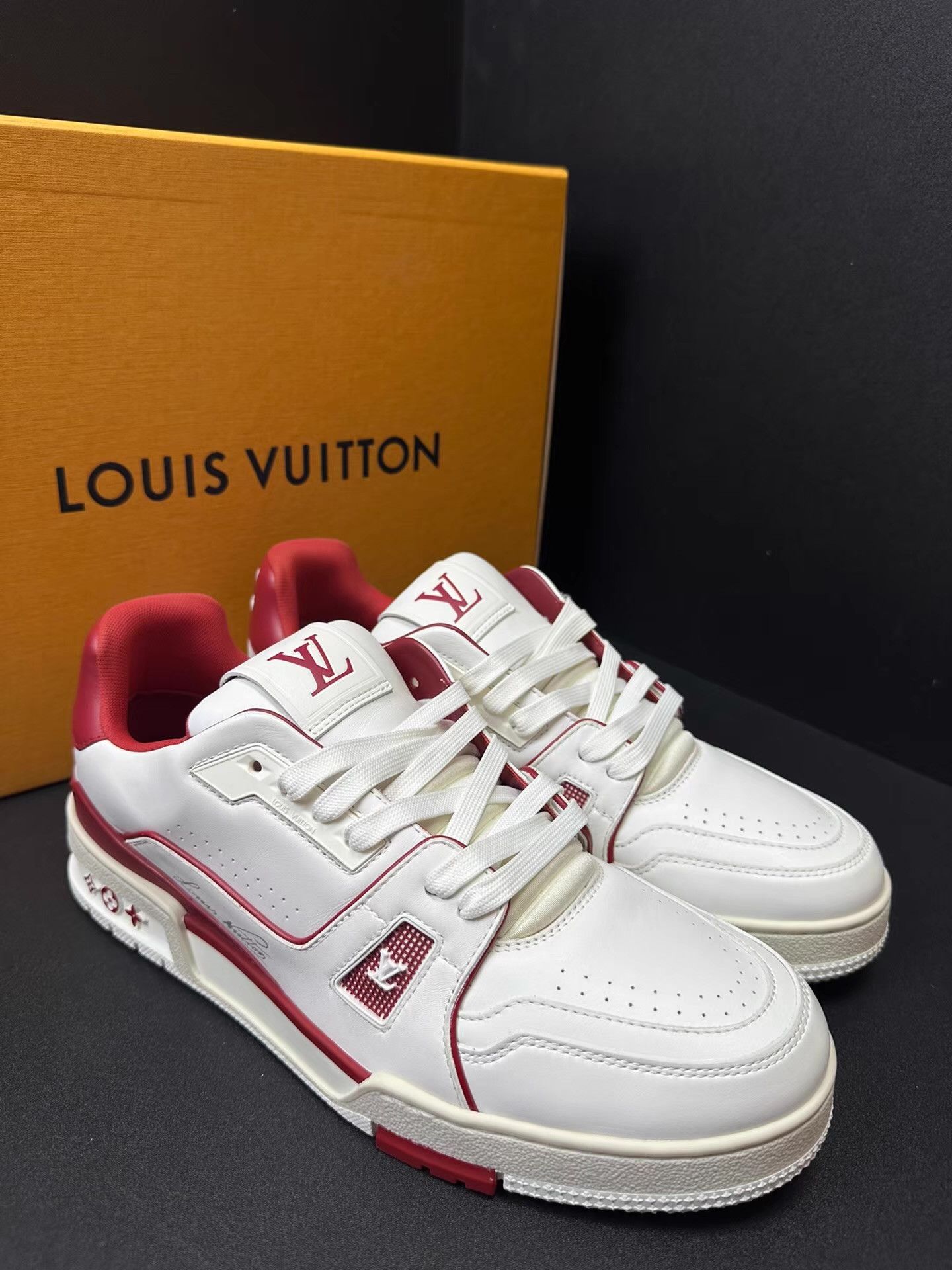 Louis Vuitton Louis Vuitton Trainer Red & White Ｑ20 Size US 8.5 / EU 41-42 - 7 Thumbnail