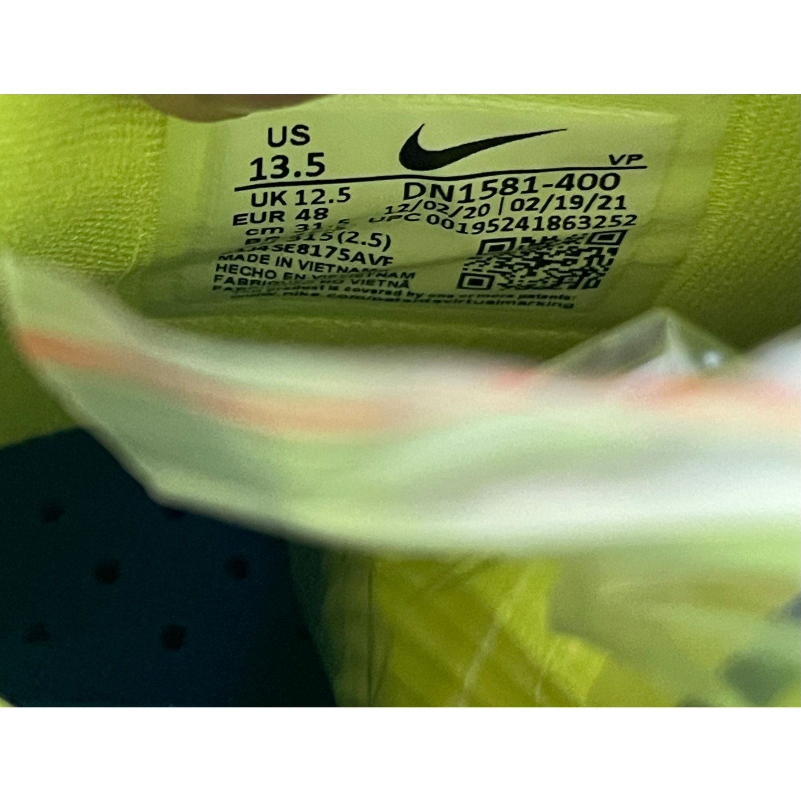 Nike Nike Lebron 8 V/2 Low, Volt | Size 13.5M [new] DN1581-400 Size US 13 / EU 46 - 10 Thumbnail