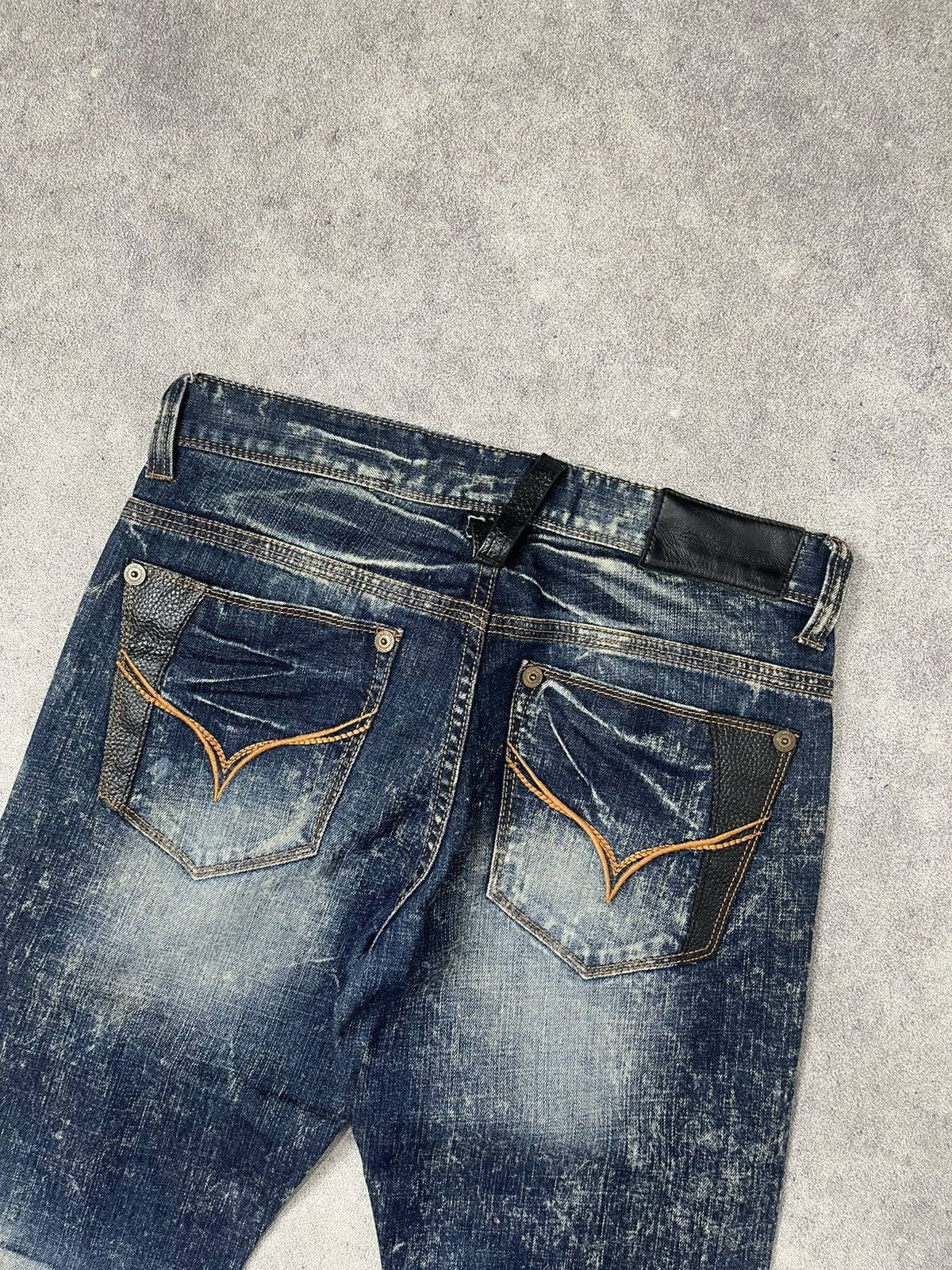 Hysteric Glamour JAMBANGEE straight fit faded acid jeans Size US 33 - 11 Thumbnail