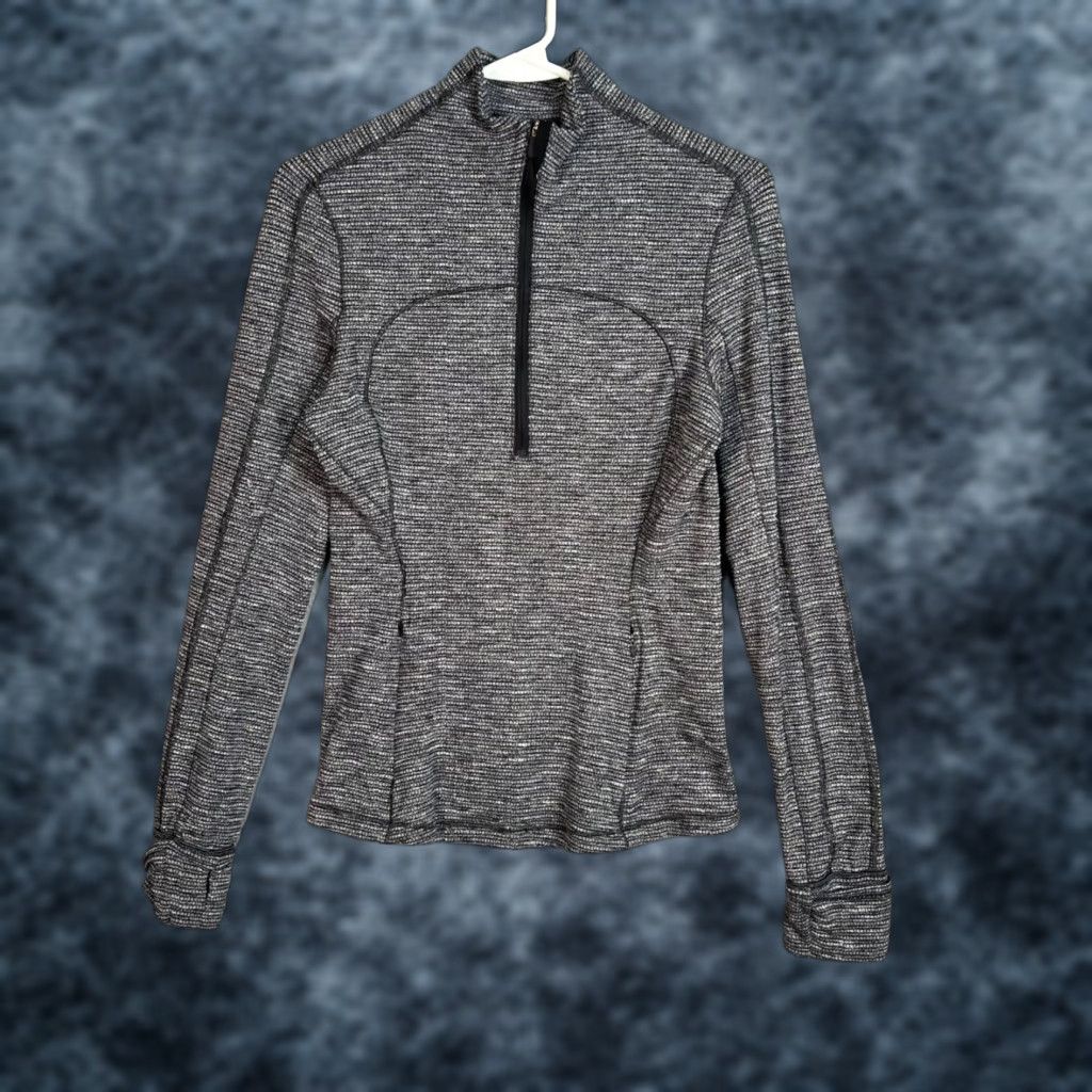 Lululemon VINTAGE Lululemon Shirt Womens 6 Gray Striped 1/4 Zip Long Sleeve Pullover Athletic Size M / US 6-8 / IT 42-44 - 1 Thumbnail