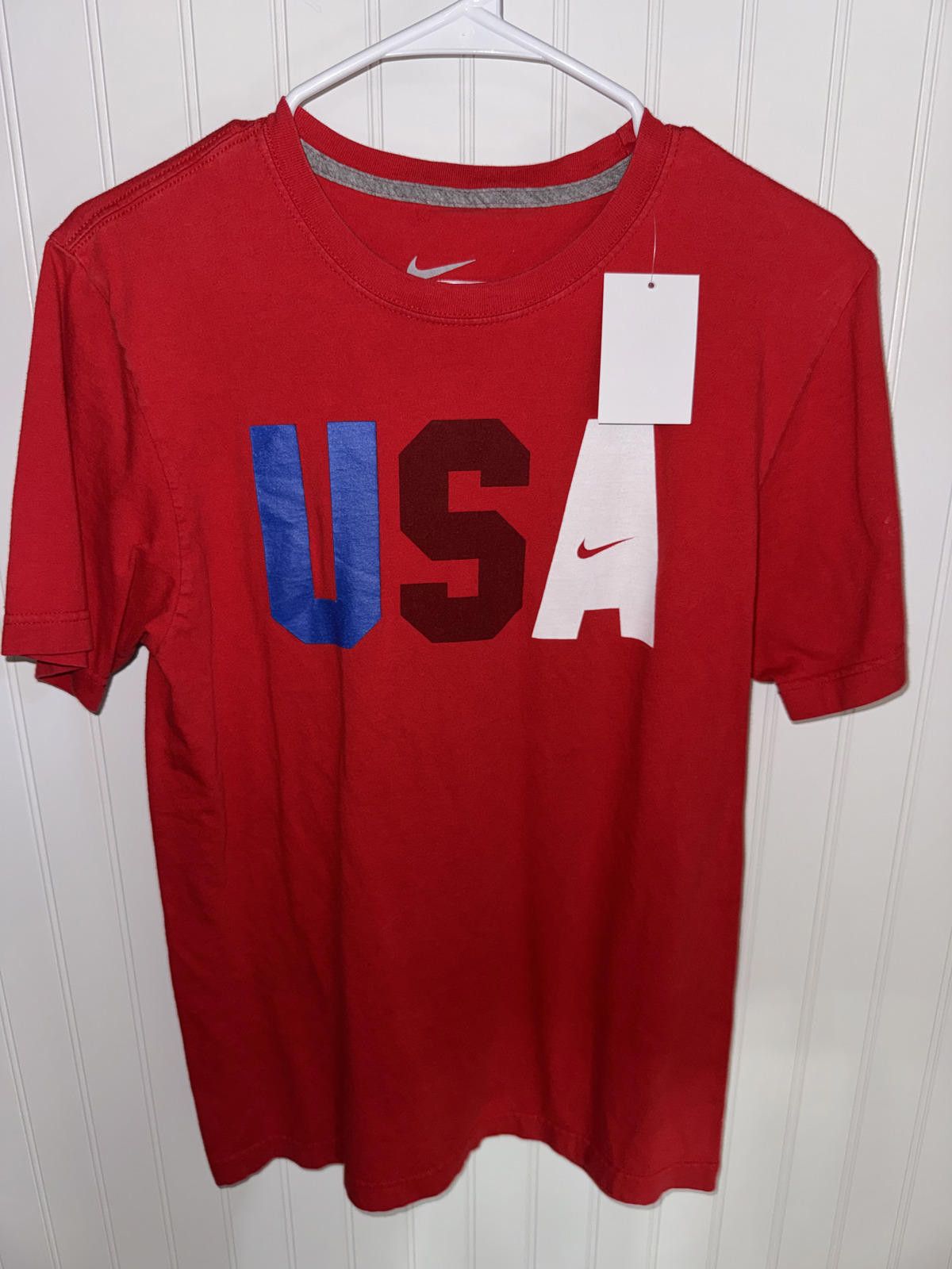 Nike Nike USA Red Regular Fit T-Shirt Size Small Size US S / EU 44-46 / 1 - 1 Thumbnail
