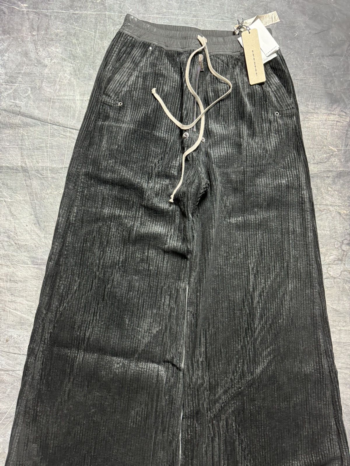 Rick Owens Rick Owens Drkshdw Geth Corduroy Cargo Bella Pants in Black Size US 34 / EU 50 - 3 Thumbnail