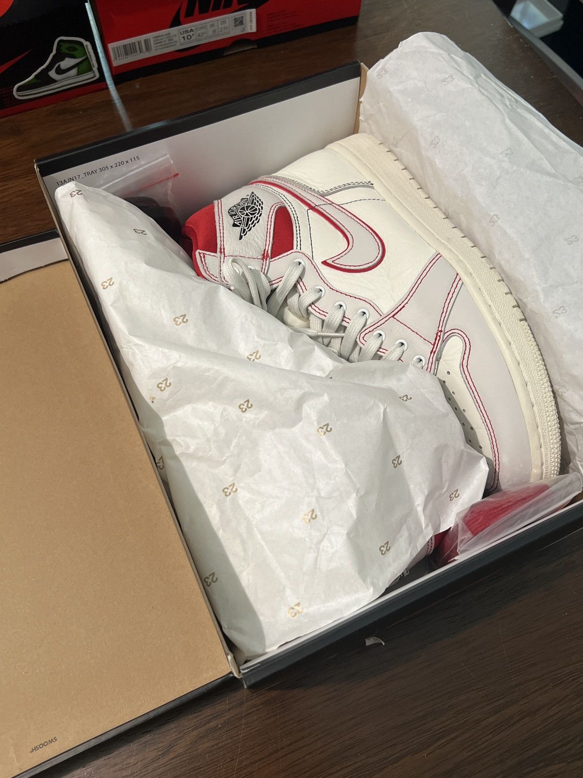 Jordan Brand Air Jordan 1 Retro High OG 'Phantom' Size US 9 / EU 42 - 14 Thumbnail