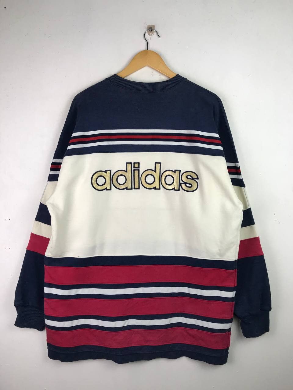 Adidas × Japanese Brand × Vintage Vintage 90's Adidas Big Logo Spellout Sweatshirt Size US L / EU 52-54 / 3 - 2 Thumbnail