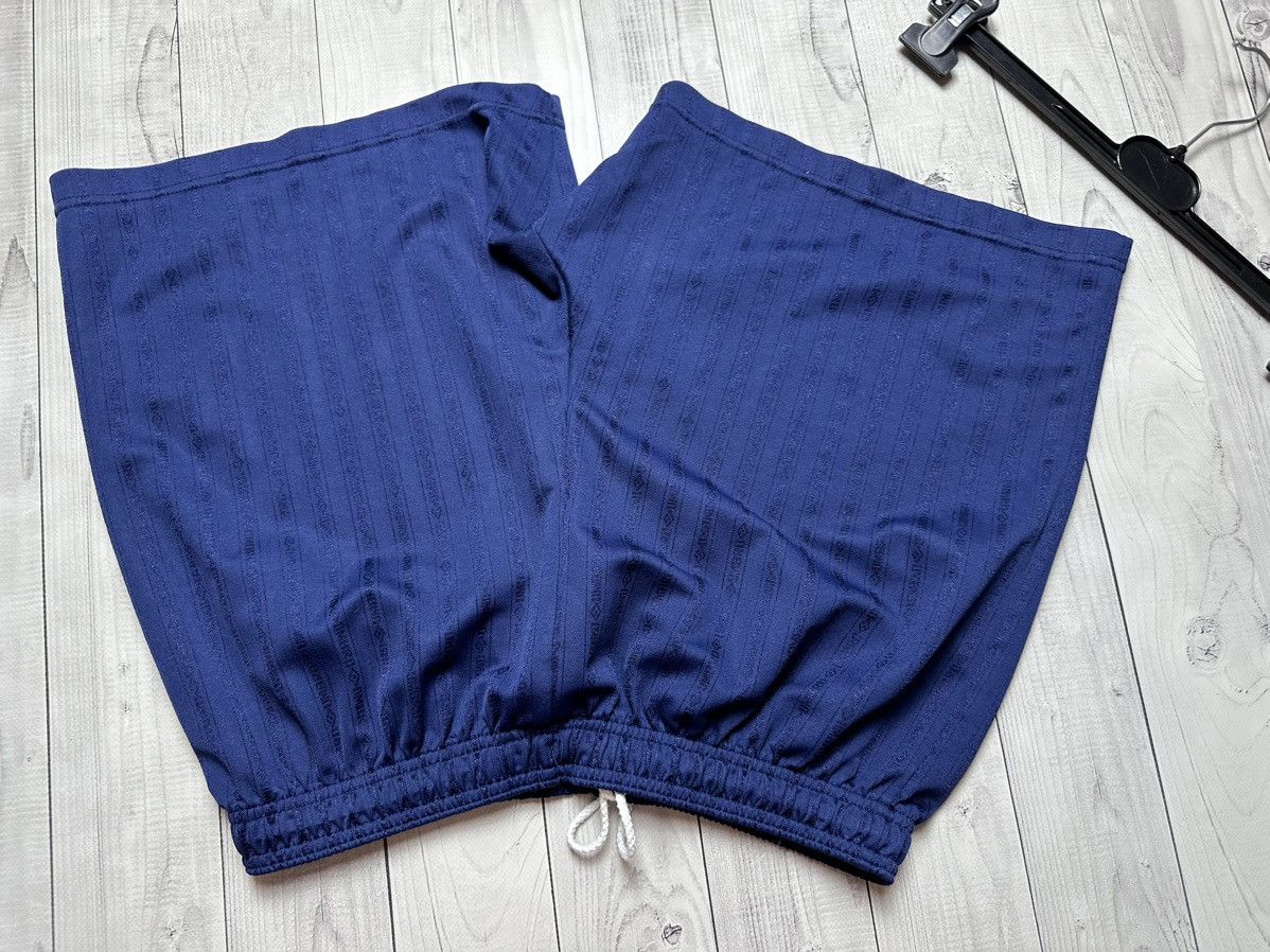 Umbro × Vintage Vintage Umbro monogram soccer shorts size XL Size US 36 / EU 52 - 5 Thumbnail