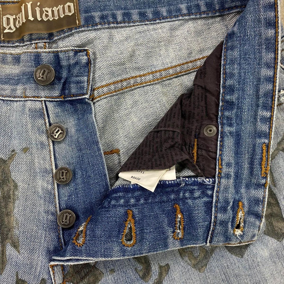 John Galliano News Paper Print Distressed Jeans Size US 32 / EU 48 - 4 Thumbnail