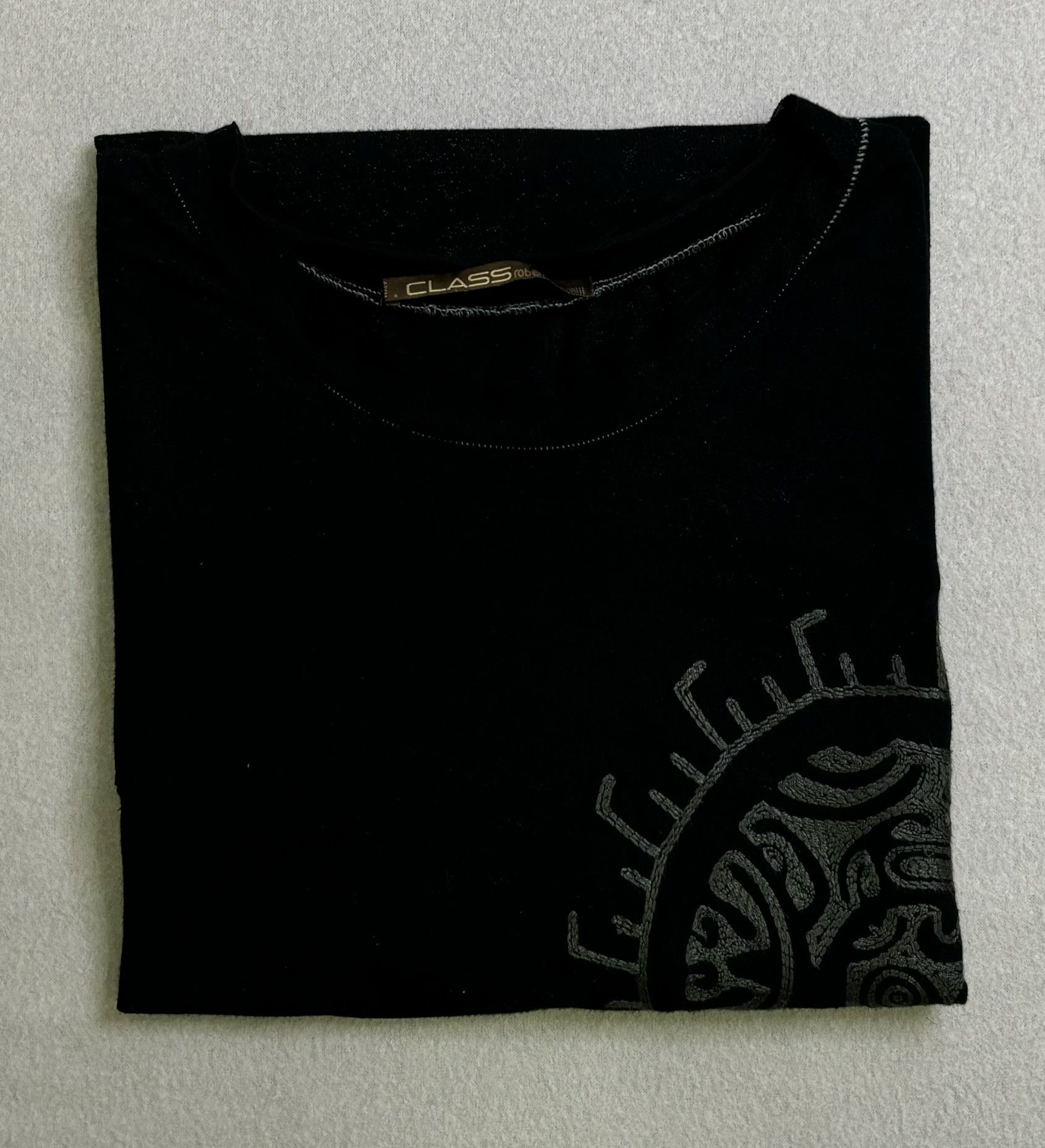 Roberto Cavalli Class Roberto Cavalli Black Sun T-shirt Size. XL Size US XL / EU 56 / 4 - 18 Thumbnail