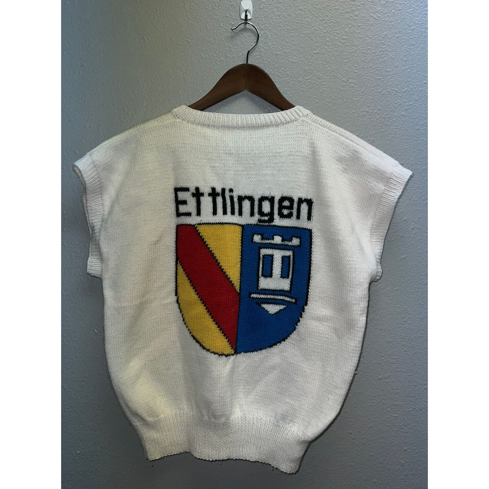 Vintage Vintage Ettlingen Sweater Germany Town City Graphic Vest M Size US M / EU 48-50 / 2 - 4 Thumbnail