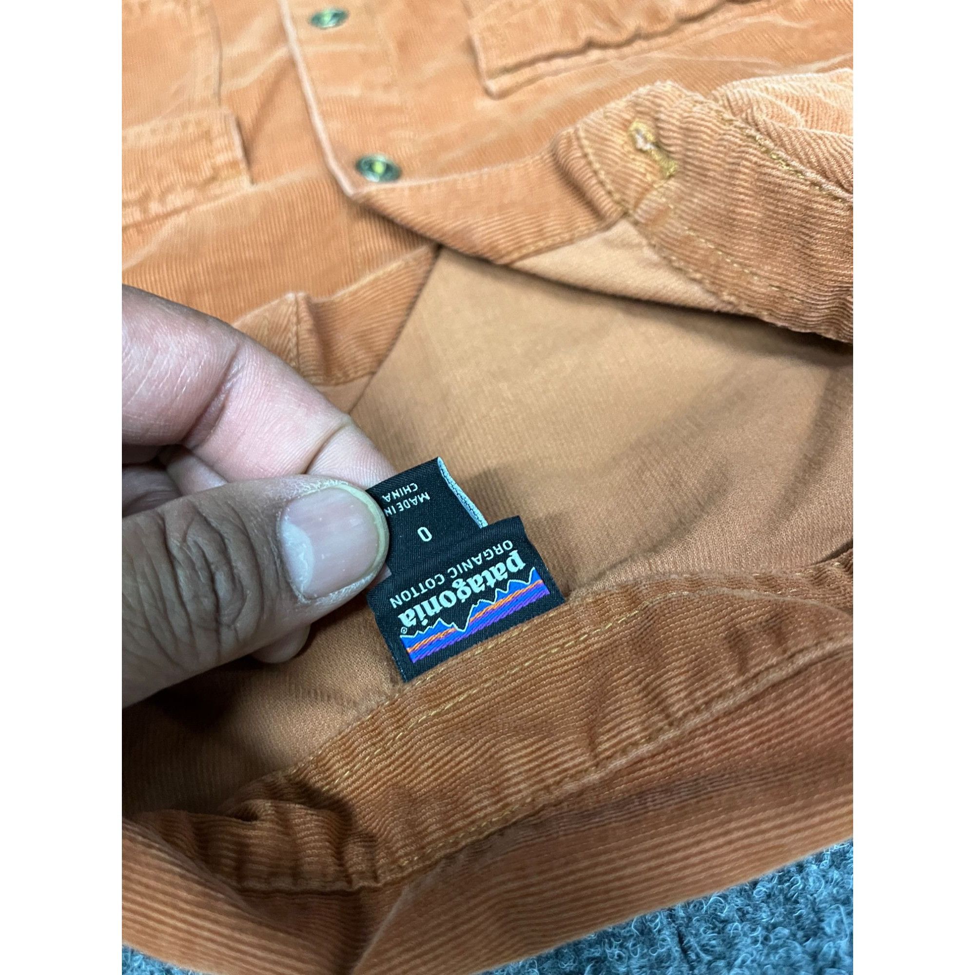 Patagonia Patagonia Women's Size 0 Brown Earth Organic Cotton Button F Size XS / US 0-2 / IT 36-38 - 4 Thumbnail