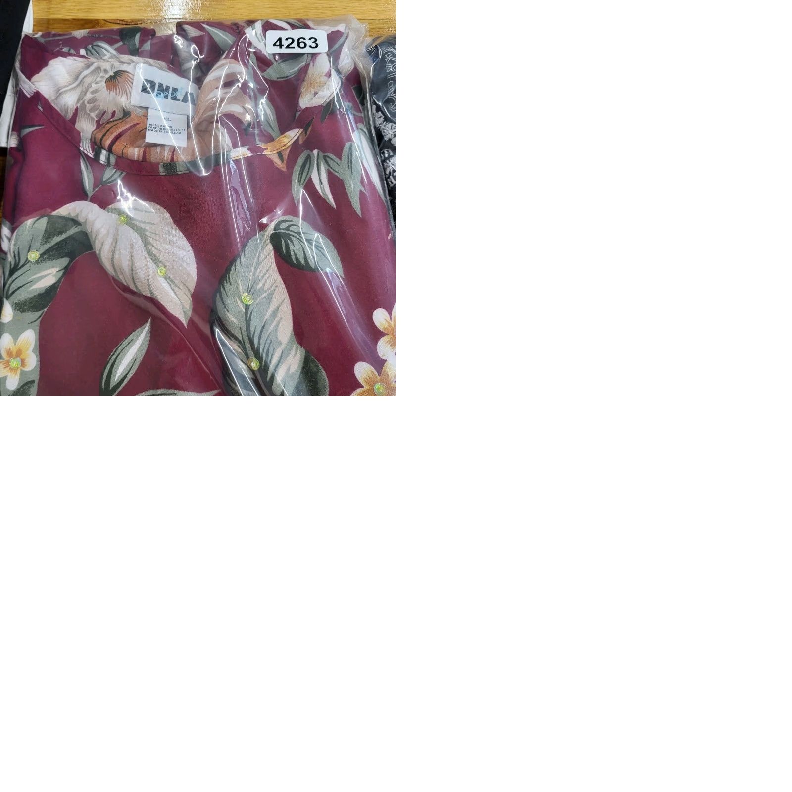 Vintage DNLA Sport Dress Women's XL Maroon Hawaiian Sequin Floral Print Sleeveless Tank Knee Length Dress Size 40" / US 18 - 9 Thumbnail