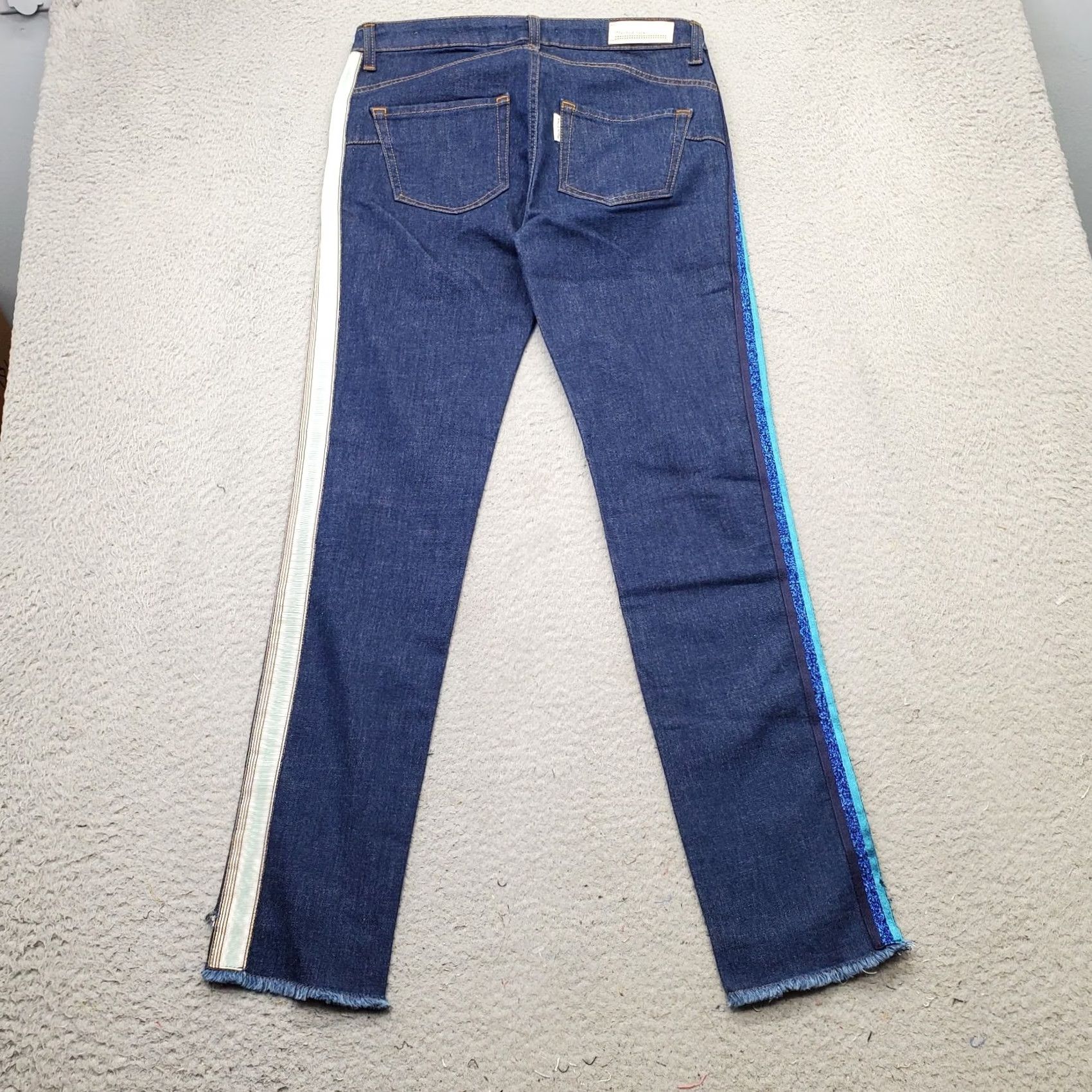 Vintage Manila Grace Womens Jeans 28 Blue Denim Westway Raw Step Leg 5-Pocket Design Regular Inseam 29.25" Distressed? No NWT No N/A Size 28" / US 6 / IT 42 - 2 Thumbnail