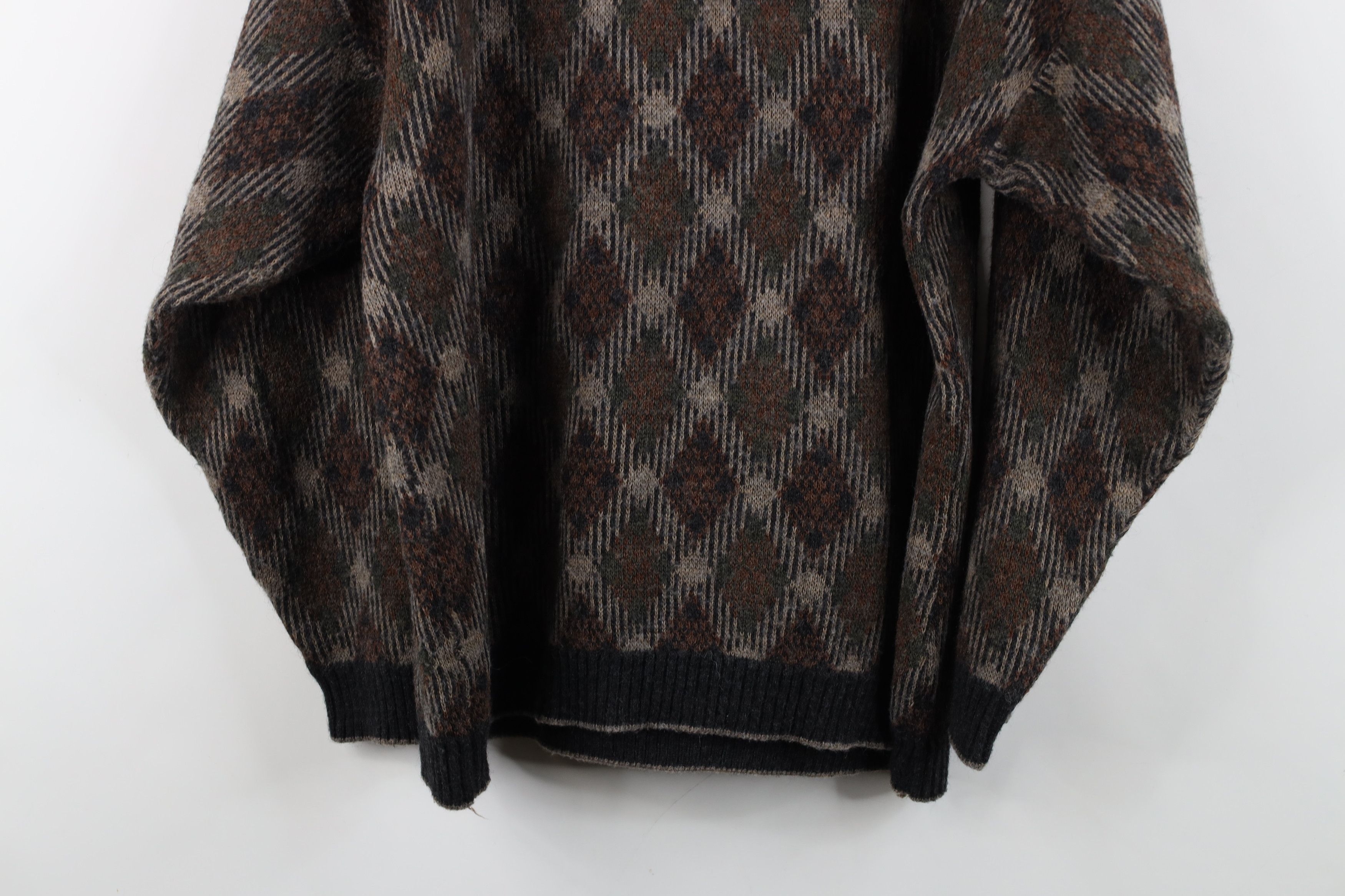 Vintage Vintage 90s Streetwear Blend Argyle Knit Collared Sweater Size US L / EU 52-54 / 3 - 10 Thumbnail